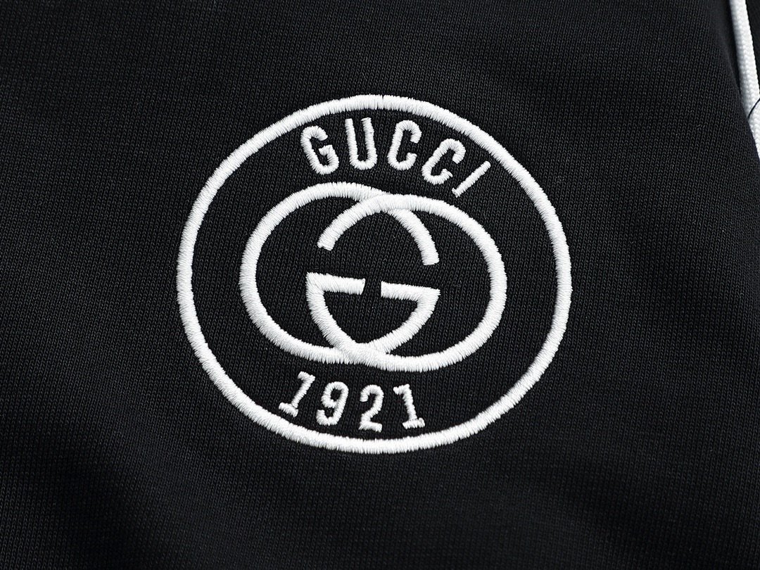 古驰/Gucci 秋冬新品 经典字母刺绣开衫拉链连帽外套