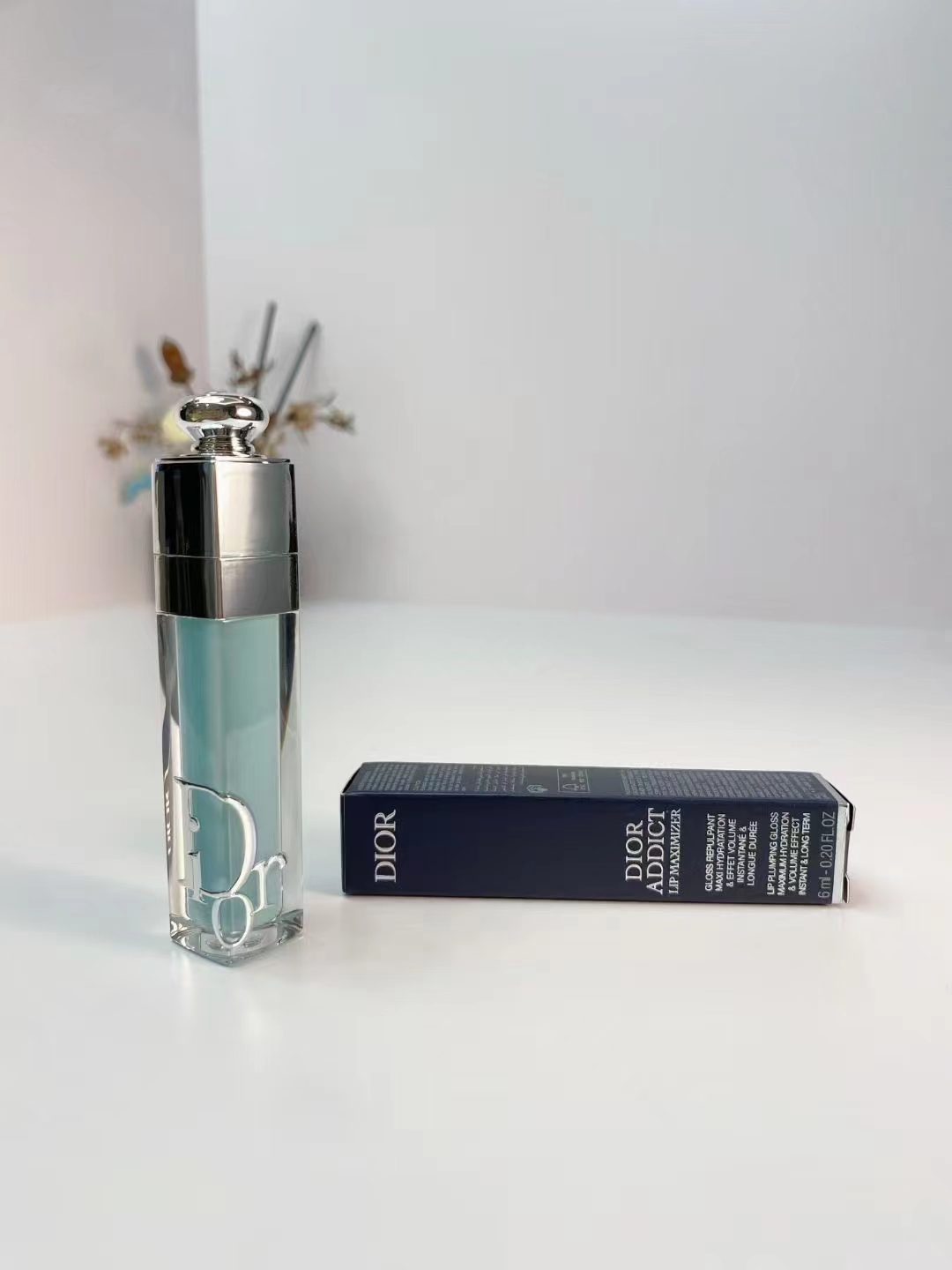 70。迪奥魅惑丰唇蜜6ml
🔜 高质量❗️2⃣4️⃣色：001#，003#，004#，007#，009#，010#，012#，015#，018#，019#，020#，021#，022#，024#，028#，029#，037#，038#，039#，061#，062#，063#，065#。
【新增色号】​010+019
迪奥丰唇蜜6ml 正装
​色号：001+003+004+007+009+010+012
015+018+019+020+021+022+024+026
028+029+037+038+039+061+062+063
065+203