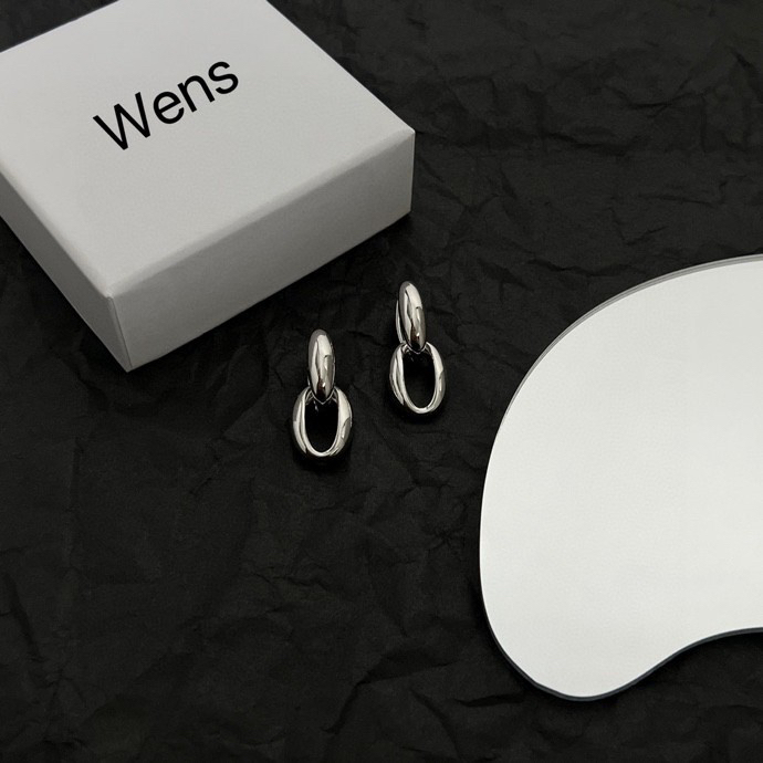 【】Wens  耳环  爆款新品 精致耐看 华丽登场，整体细节非常令人惊喜，典雅而时尚，突显法式高雅气息