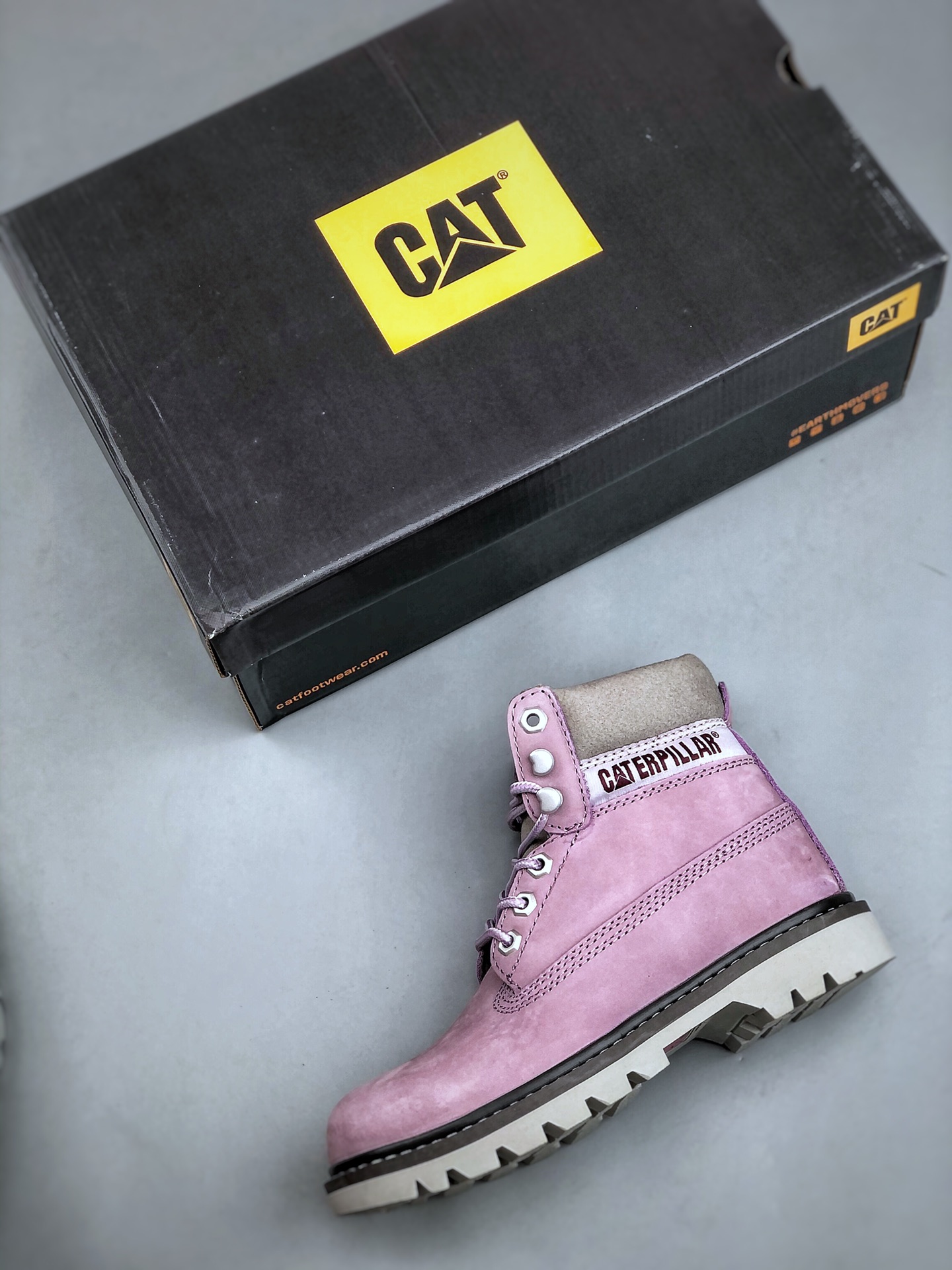 2024ss CAT/卡特 FOOTWEAR 经典热销款 女神专属马丁靴工装鞋T4升级版橡胶大底