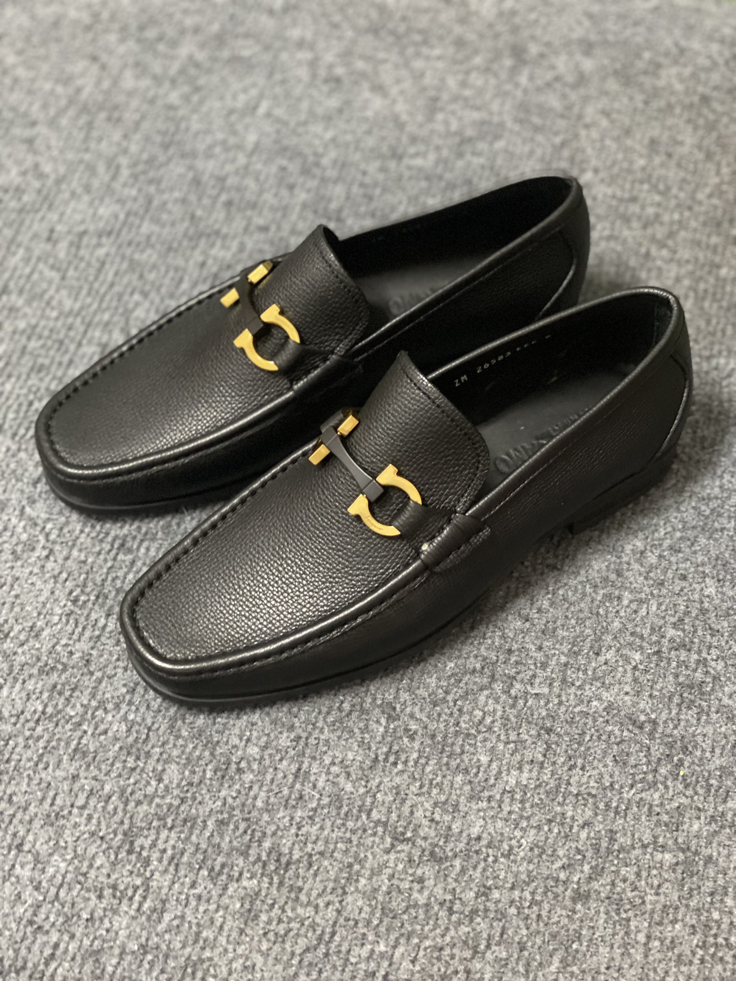 Ferragamo Haute Couture Classic Luxury Leather Shoe Loafer Shoes
