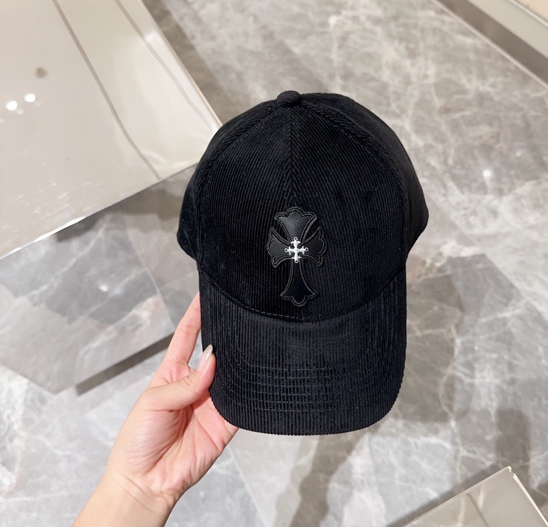 NO:215105,Croxin, new autumn style, corduroy baseball cap, the small labels are really durable, the whole hat shape is soft top design, it fits perfectly with the head, the color and texture are relatively retro and versatile, highly recommended, essential items for people to have hats, fisherman's hats, baseball caps, knit hats, hats, chrome hearts, espadrilles, hats19860909克罗心 秋季新款 灯芯绒棒球帽 小标几个颜色真的很耐看 整个帽型软顶设计 戴上去和头部完美贴合非常舒服 颜色和质感都比较复古也很百搭 强烈推荐 人手必备单品帽子渔夫帽棒球帽针织帽,帽子,chrome hearts,espadrilles,hats,hat