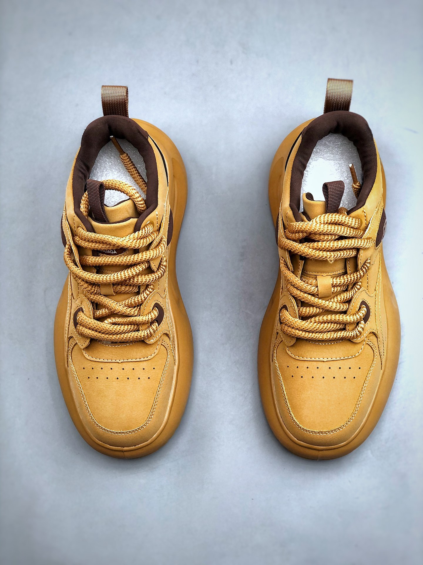 巴黎世家BALENCIAGA Sneaker运动休闲鞋系列 低帮潮流风百搭休闲运动鞋