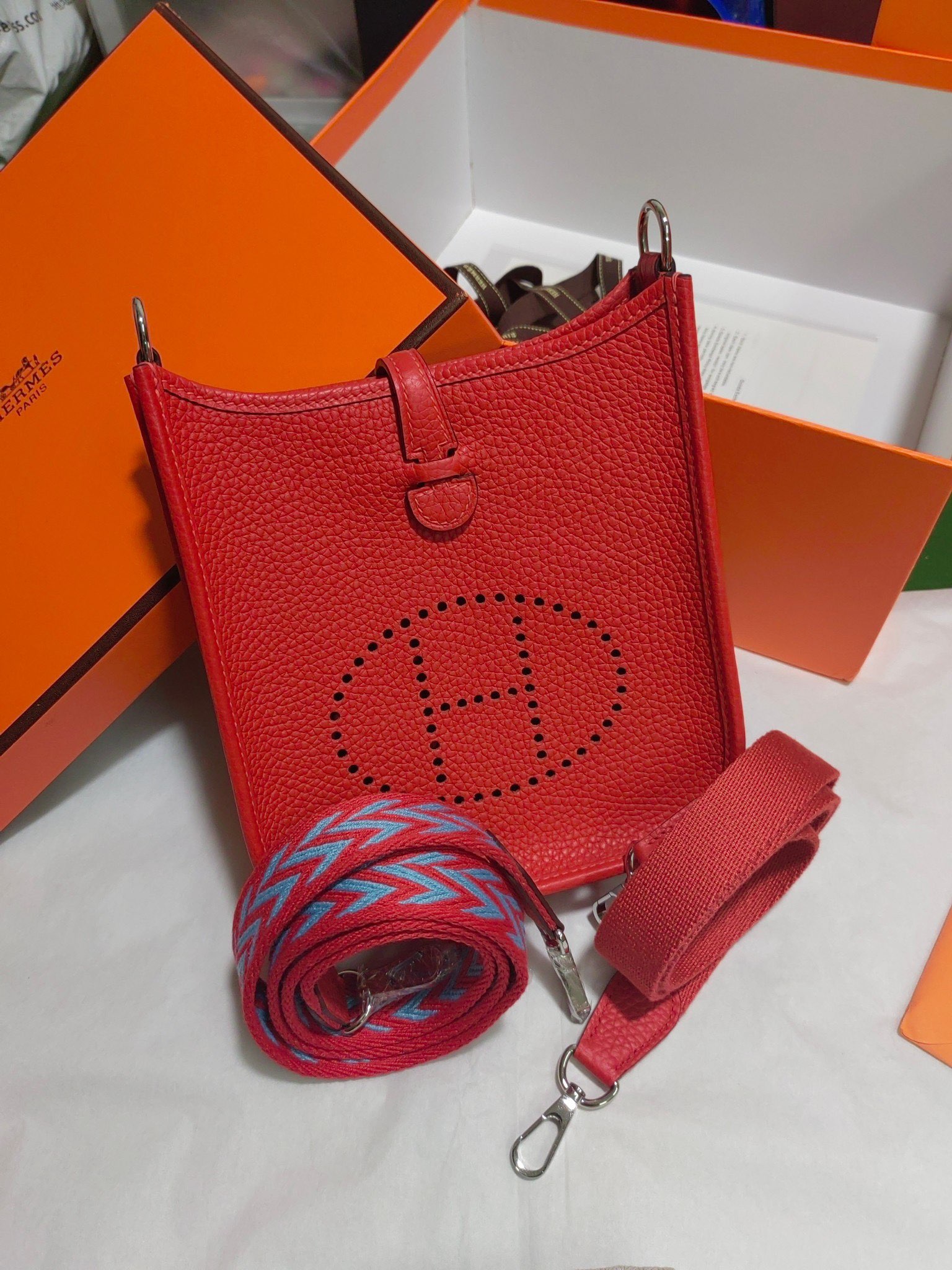 Hermes Evelyne Crossbody & Shoulder Bags