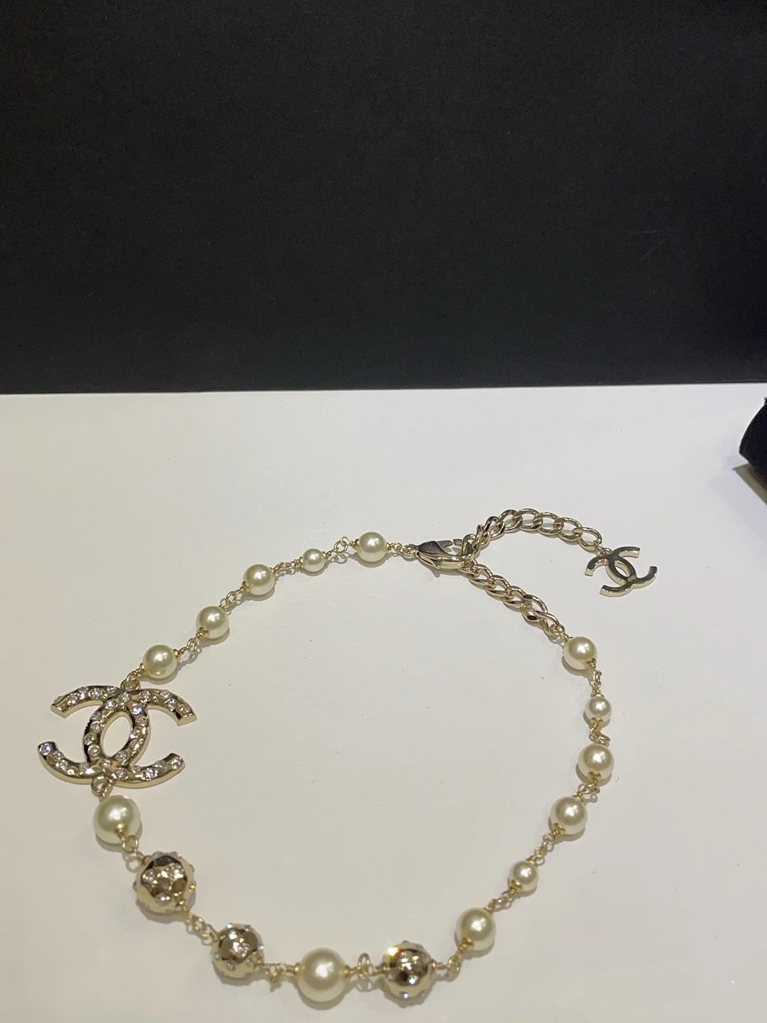 💰105今日新品🆕
🦢𝑪𝒉𝒂𝒏𝒆𝒍香奈儿双C圆球珍珠晶钻 项链
富家千金风👑