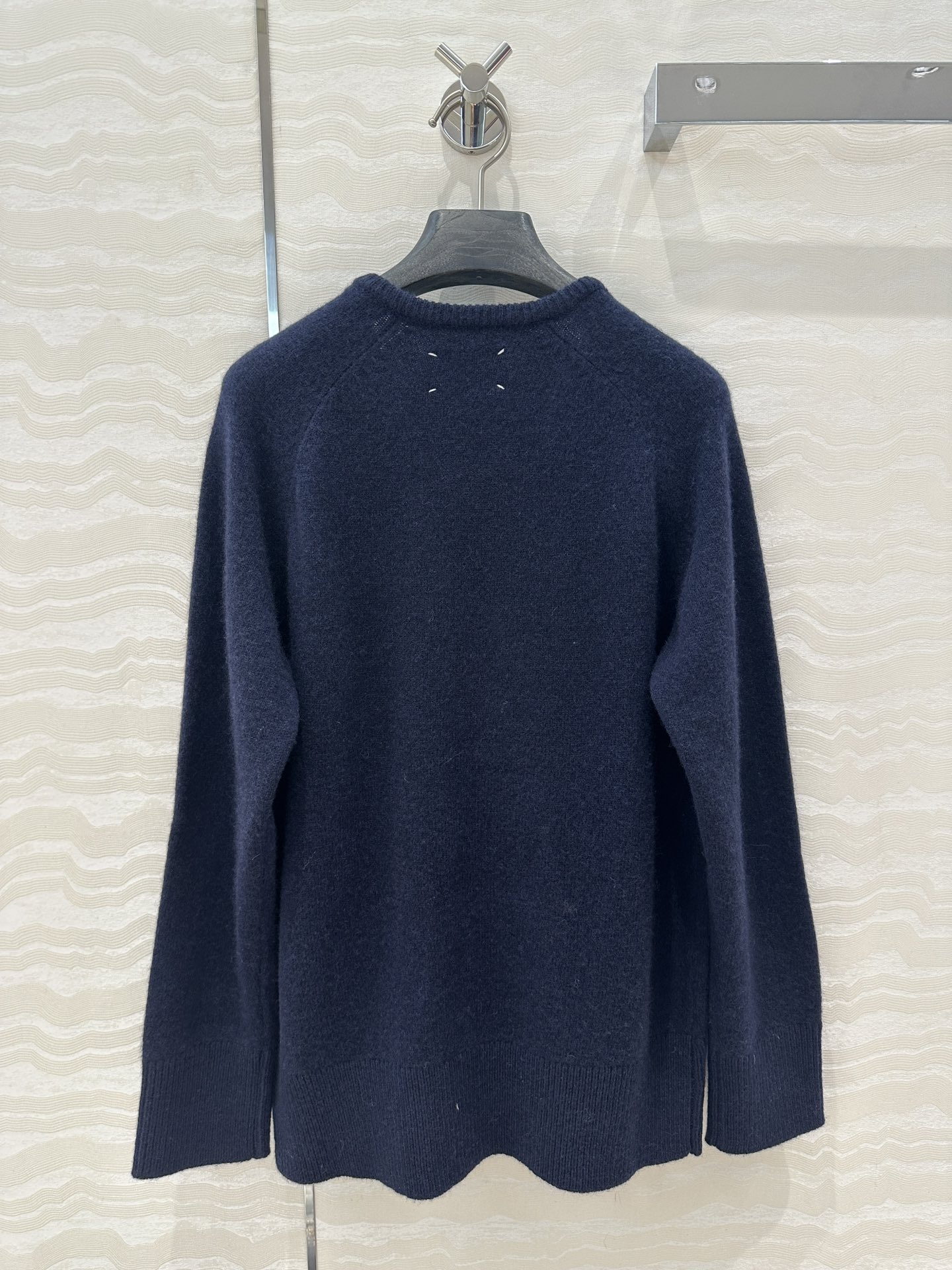 High-Quality Single-Handed Female Wool Suit with V-Collar and Oversize Top - 图片 8