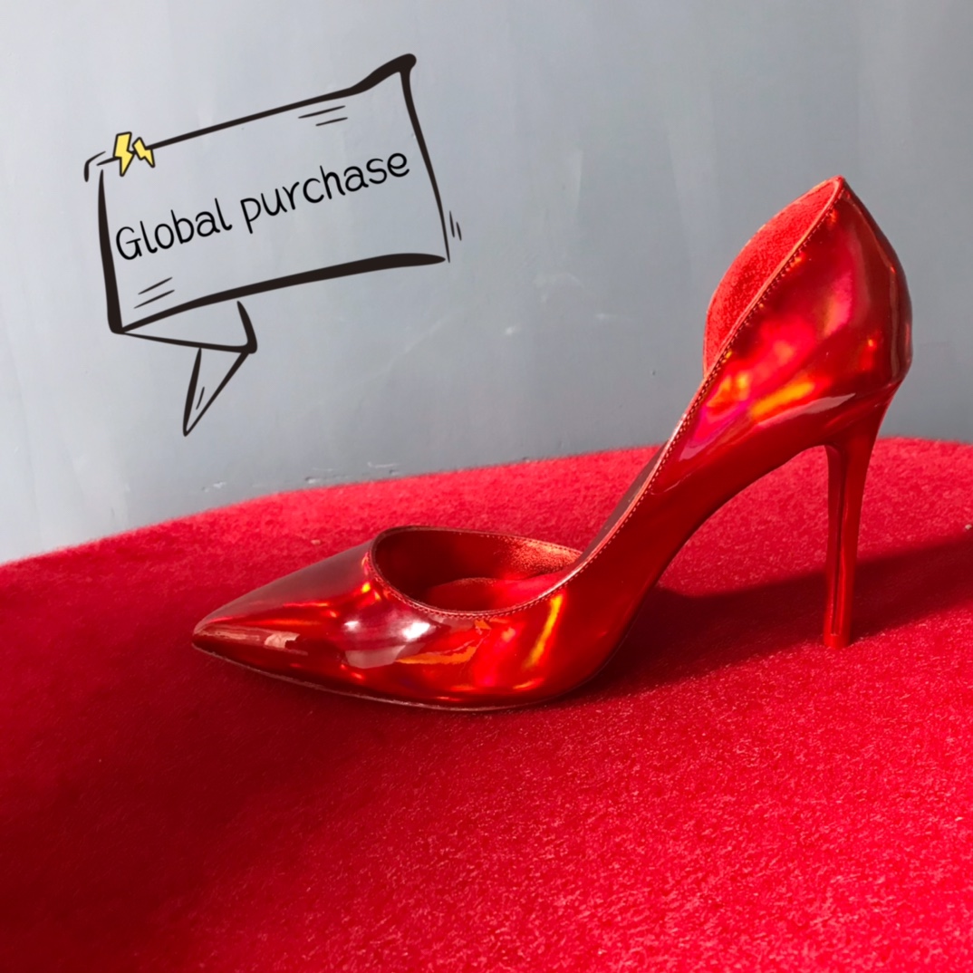 NO:100283,High-end custom-made classic style of gift shoes!  H10Cm, size 35-42. 8870-001. Red color mirror leather, red metal sheepskin, official website synchronization, customized color, no return or exchange Standard European code No:8870-001 Color:silver/silver Material:VEAU VELOURS Lining:goat leather Heel height:10Cm Sole:leather sole Size:EUR 35-42 (US 4-11):,,christian louboutin,louis vuitton,sheepskin19860909高端订制 一礼鞋精典款系列！ H10Cm,尺码35-42码. 8870-001.红色幻彩镜面皮,红金属羊皮里,官网同步,订制色,不退不换 标准欧码 No:8870-001 Color:silver/silver Material:VEAU VELOURS Lining:goat leather Heel heigh:10Cm Sole:leather sole Size:EUR 35－42（US 4一11) :,,christian louboutin,louis vuitton,sheepskin,Women's Shoes