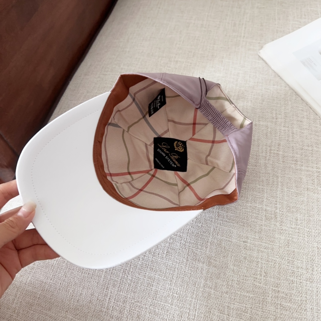 

Loro Piana(诺悠翩雅) 新款高版本棒球帽，大牌同步，超好搭配，出货！