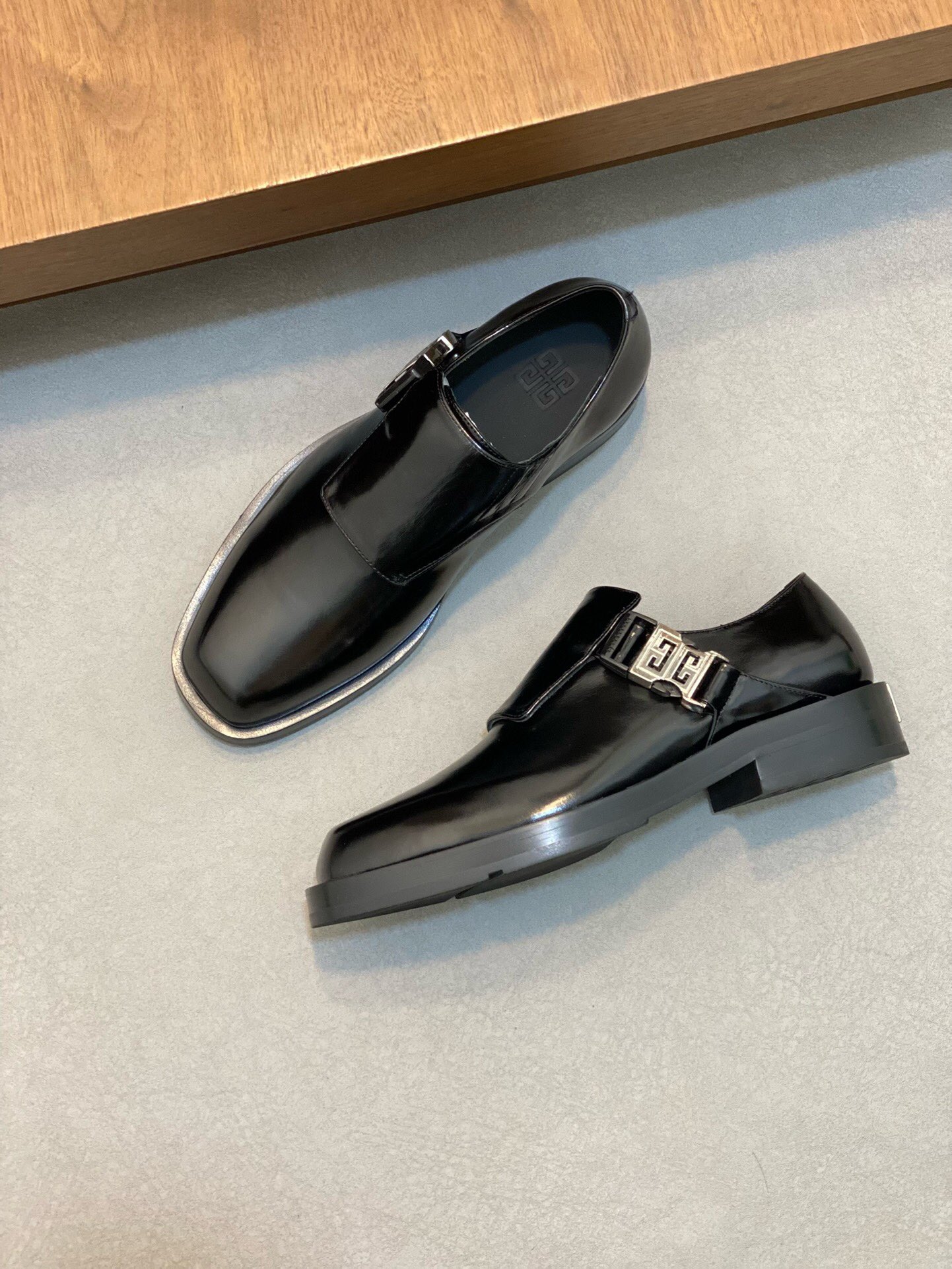 Givenchy Haute Couture Classic Luxury Leather Shoe Loafer Shoes Ref 5