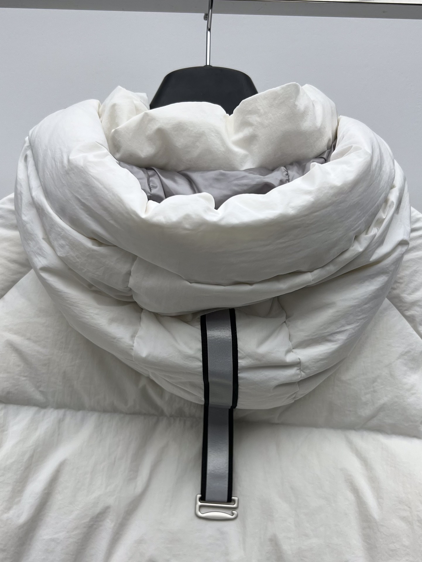 “Canada Goose Women’s Junction Pike Suit: Durable, Warm, and Versatile” - 图片 9