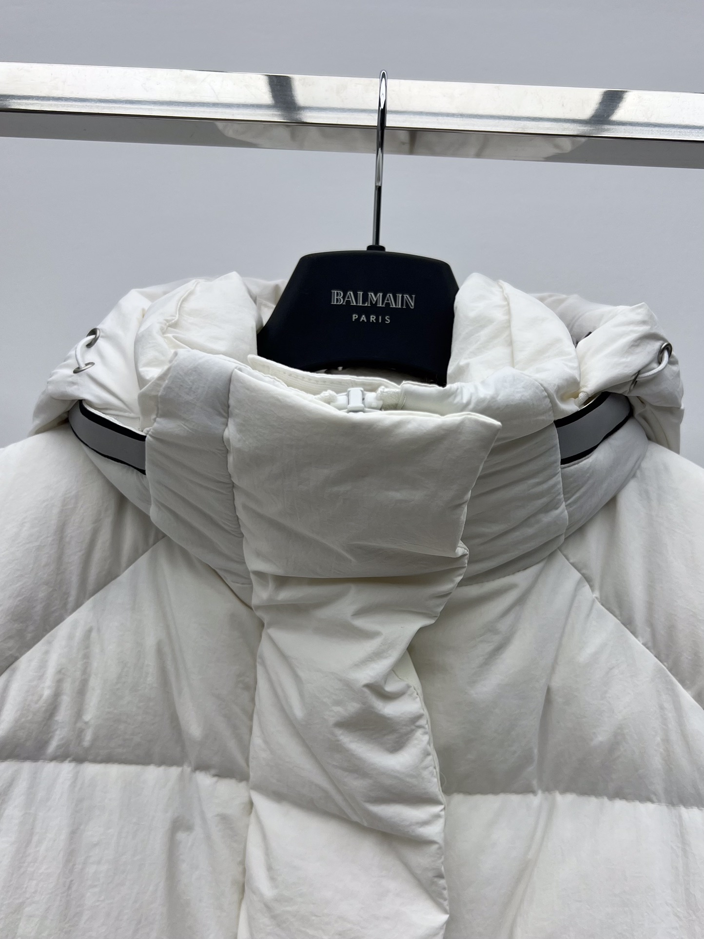 “Canada Goose Women’s Junction Pike Suit: Durable, Warm, and Versatile” - 图片 3