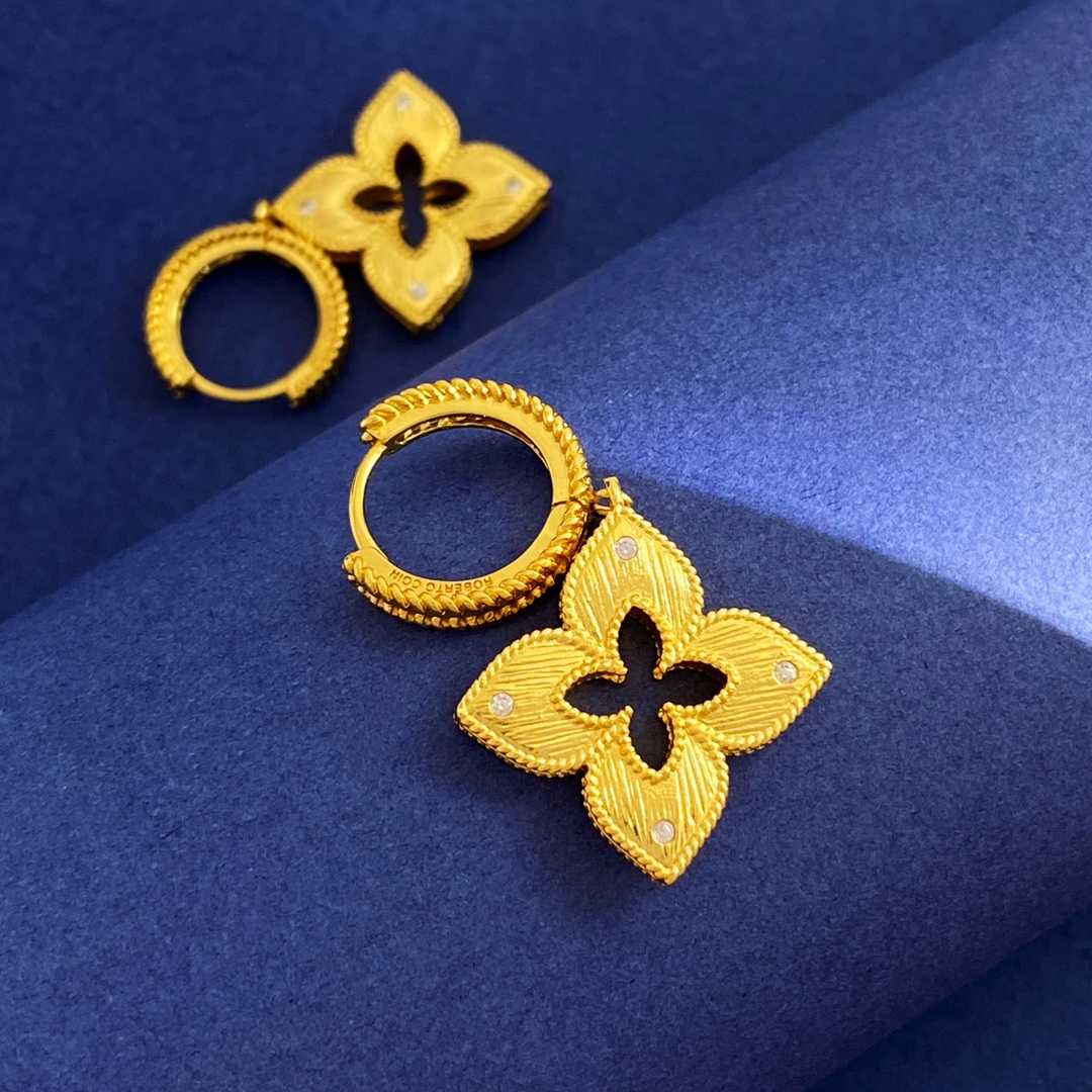 Roberto Coin Venetian Princess earrings yellow gold with clear diamond accents 15mm hoop diameter 20mm drop length