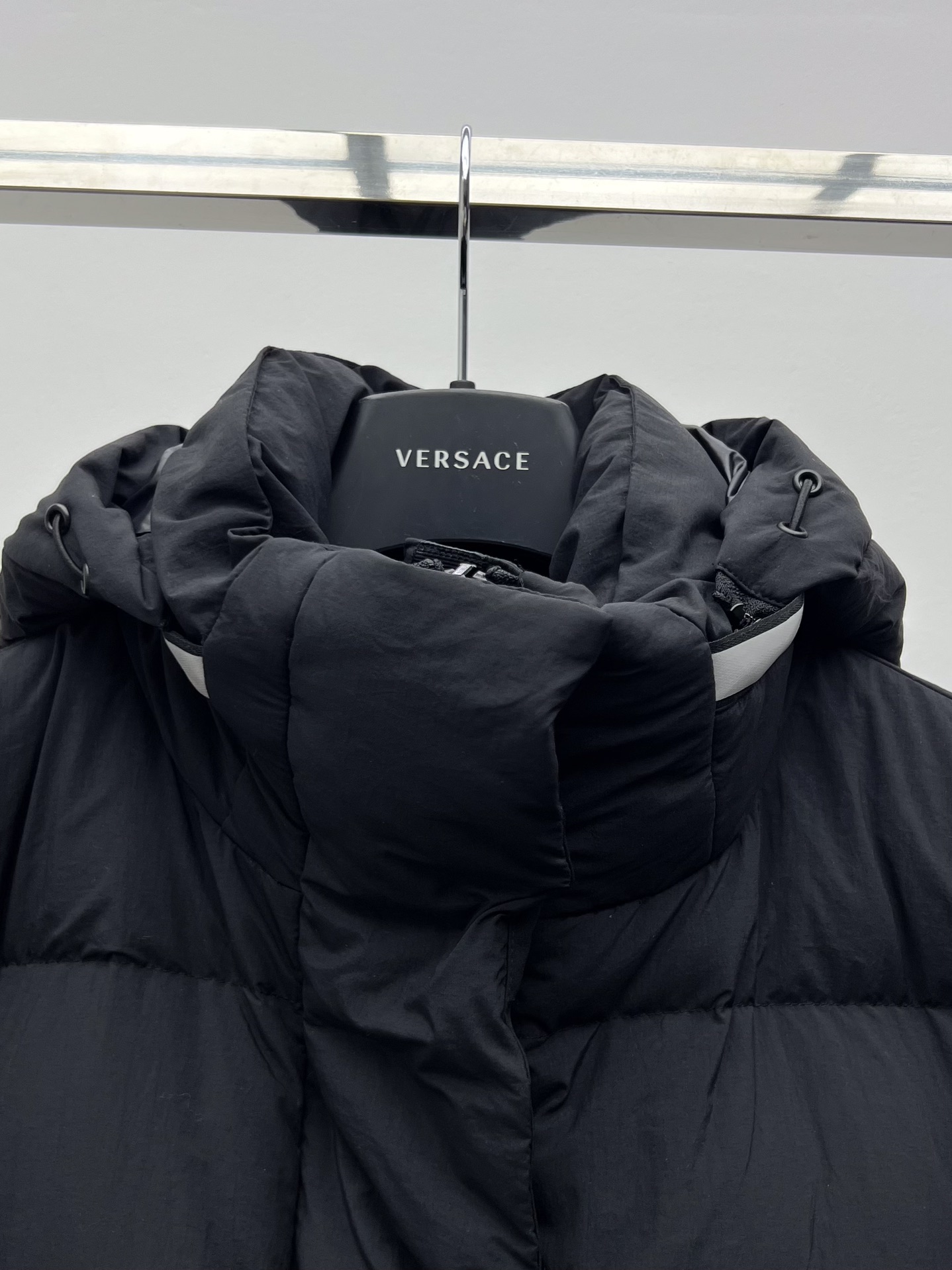 High-quality Canada Goose female suit with Cordura fabric for endurance and comfort - 图片 2