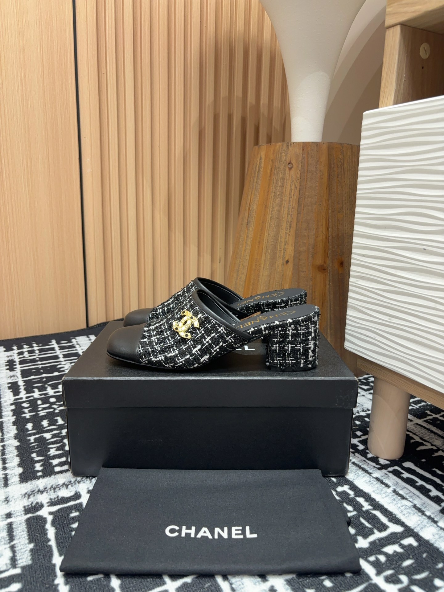 Yupoo Gucci Bags Watches Nike Clothing Jordan Yeezy Balenciaga Shoes
