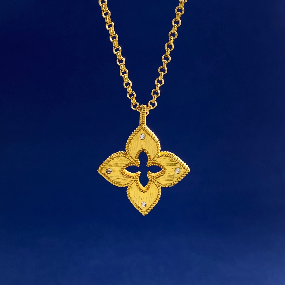 Roberto Coin Princess Flower necklace yellow gold with diamond accents 18 inch