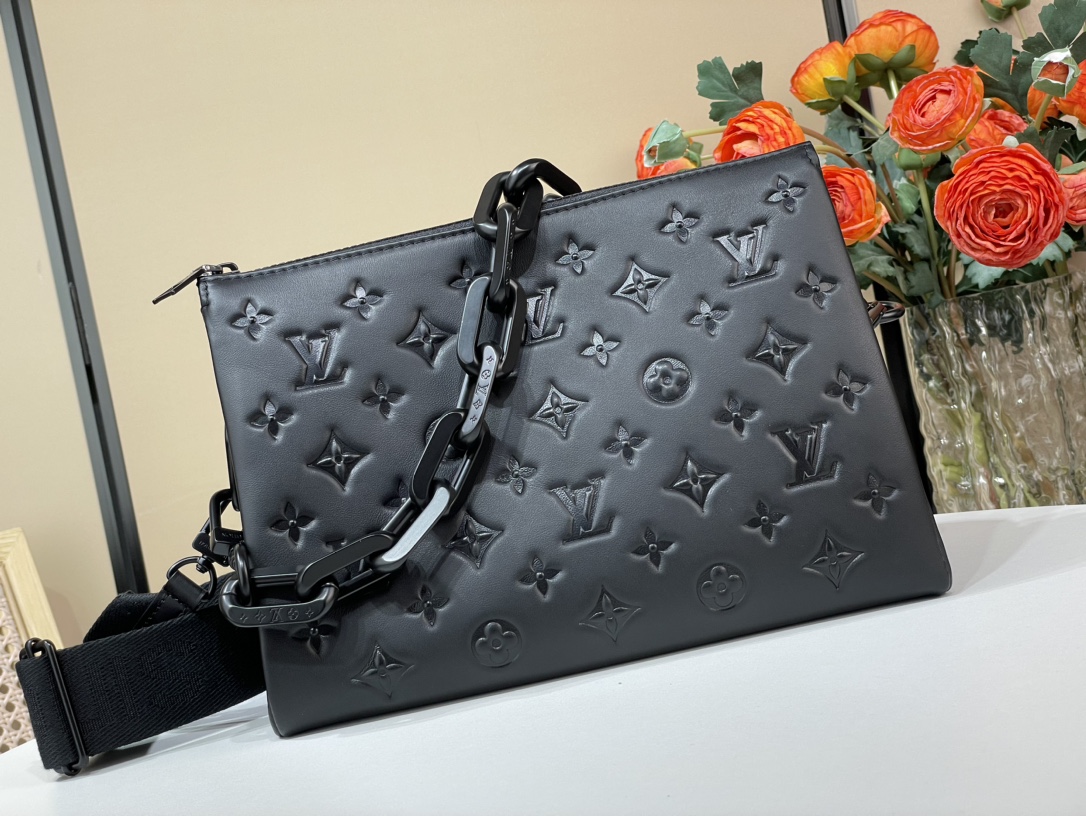 Louis Vuitton LV Coussin Sacs À Main Acheter une réplique chaude bon marché de haute qualité
 Noir La chaîne M57790