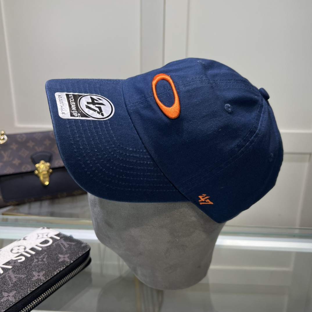 NO:214253,With dust bags, new fashion brands incorporate Chinese special fabrics. The style is profound, fashionable and high-end, and the retro style is full of splicing. Every detail is a masterpiece, breaking the tradition of baseball caps, loves loves limited edition!  Hat fisherman hat baseball hat knit hat, hat, espadrilles,hats19860909配防尘袋 潮牌新款新作融入了中国的特色面料,风格深邃、时尚、高级,复古风十足每处细节的拼接都是匠心之作,打破棒球帽的传统,爱了爱了限量发售！帽子渔夫帽棒球帽针织帽,帽子,espadrilles,hats,hat