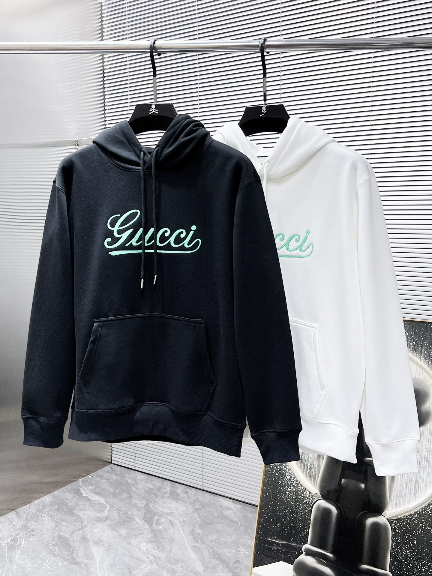 古奇 GUCCI 加绒加厚款 ss新款 长袖 连帽 帽衫 卫衣,高端版本!专柜定制面料 透气舒