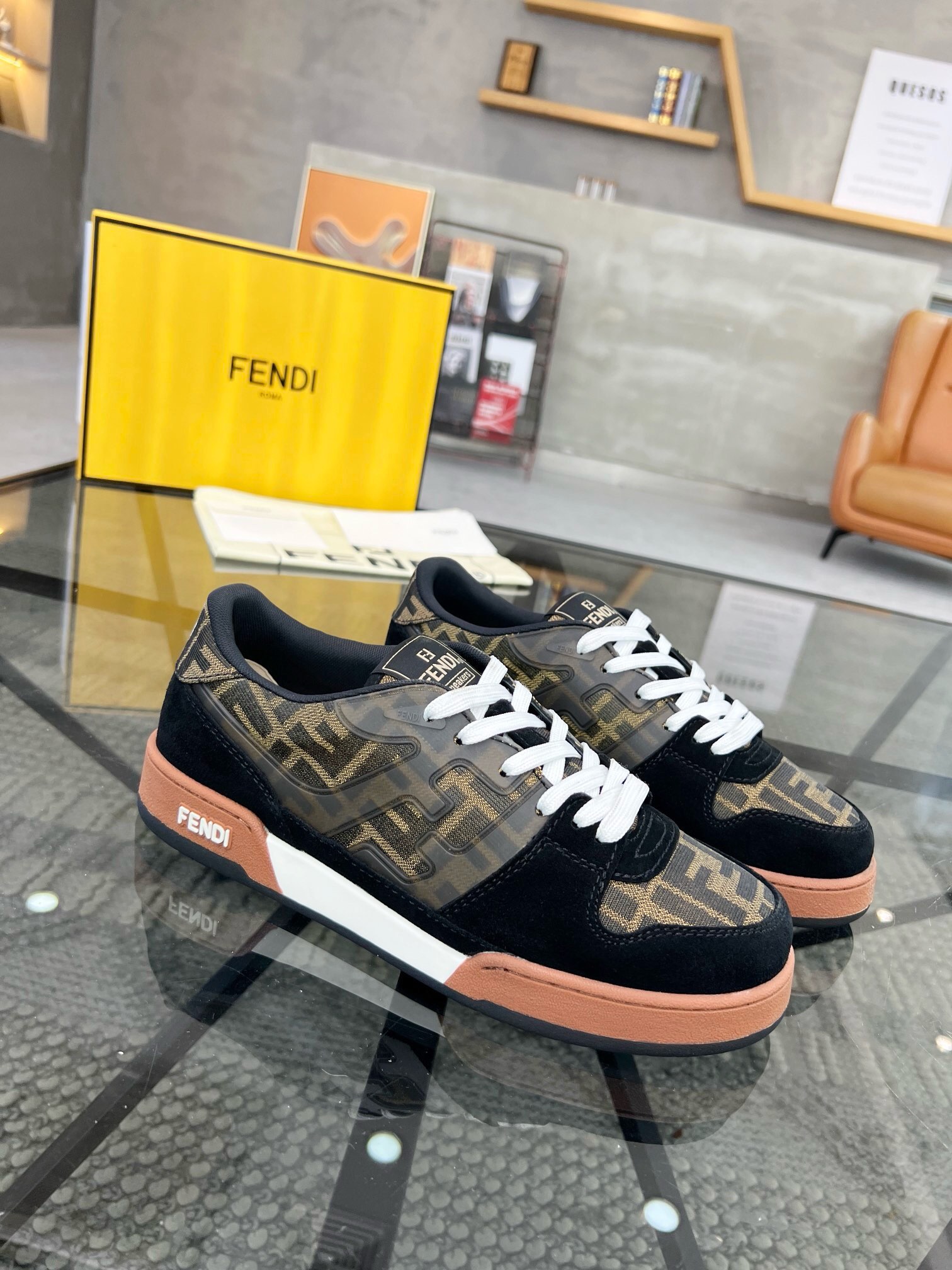 NO:217434,Brand FENDI color original color matching number 38-44 customized 45 price Material new Fendi style boutique casual shoes Top purchasing agent men's super popular hot counter new original configuration, Italian imported original cowhide, classic appearance of male god domineering, imported mesh cloth inner mat, breathable and comfortable Sole original special supply original sole super comfortable, original order goods High quality, Fendi casual shoes, fendi, fendi, cowhide19860909品牌FENDI 颜色原版配色 码数38-44定做45 价格 材质芬迪新款 精品休闲鞋 顶级代购男士超人气爆款专柜新款 原厂配置、意大利进口原版牛皮,经典的外观男神霸气,进口网布内里垫,透气舒适 鞋底原厂特供原版底超级舒适,原厂跟单货 高品质,芬迪休闲鞋,fendi,fendi,cowhide,Men's shoes