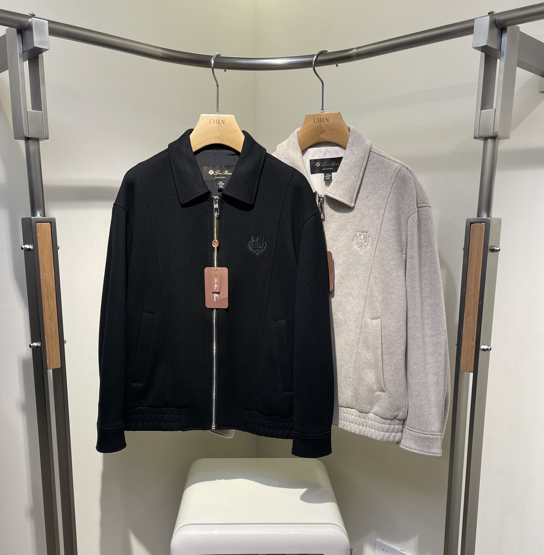 NO:626805,New job model number 8855 color black apricot size M-3XL,,alexander wang19860909新作业 款号8855 颜色 黑 杏 码数M-3XL,,alexander wang,Men's clothing
