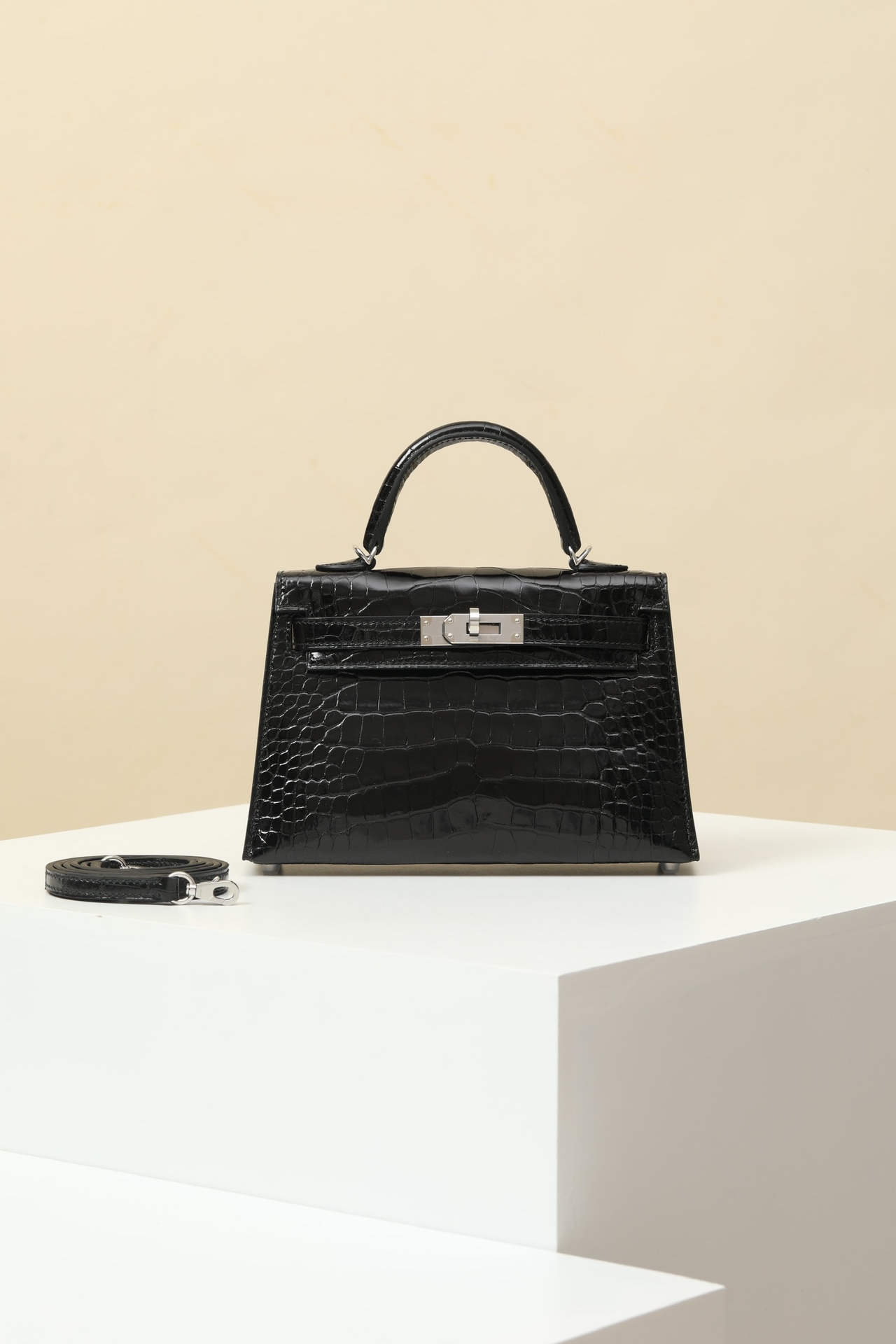 Hermes Kelly Bolsos de mano Bolsos cruzados y bandoleras Negro Mini