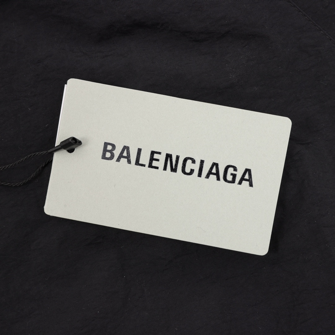 Balenciaga/巴黎世家 胸口刺绣徽标风衣外套