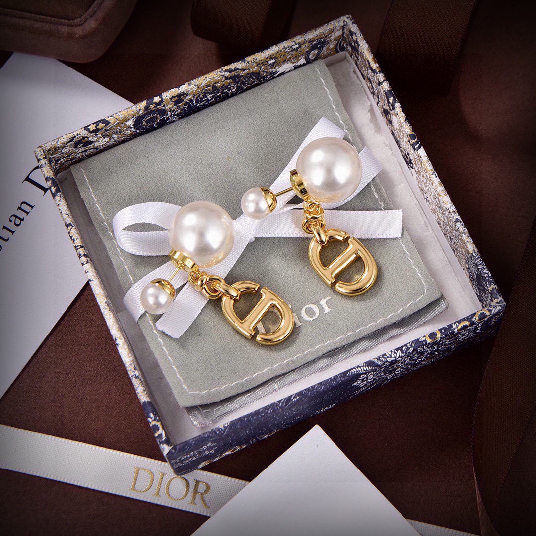 Dior item 5