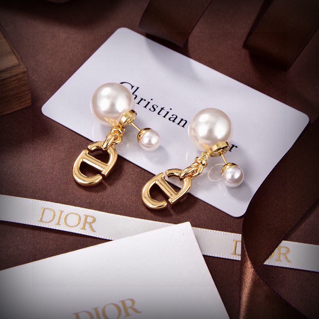 Dior item 2