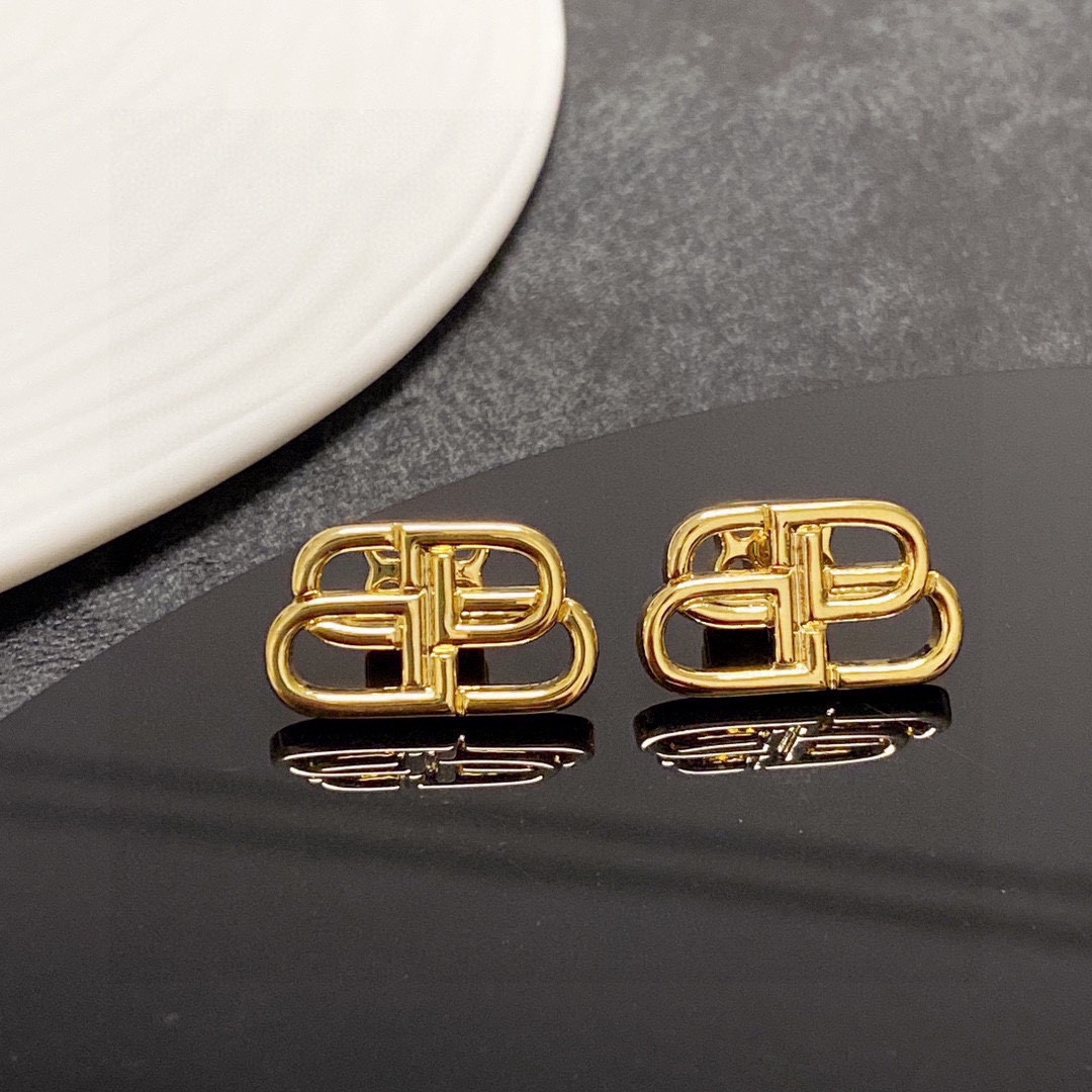 Balenciaga luxury earrings 8