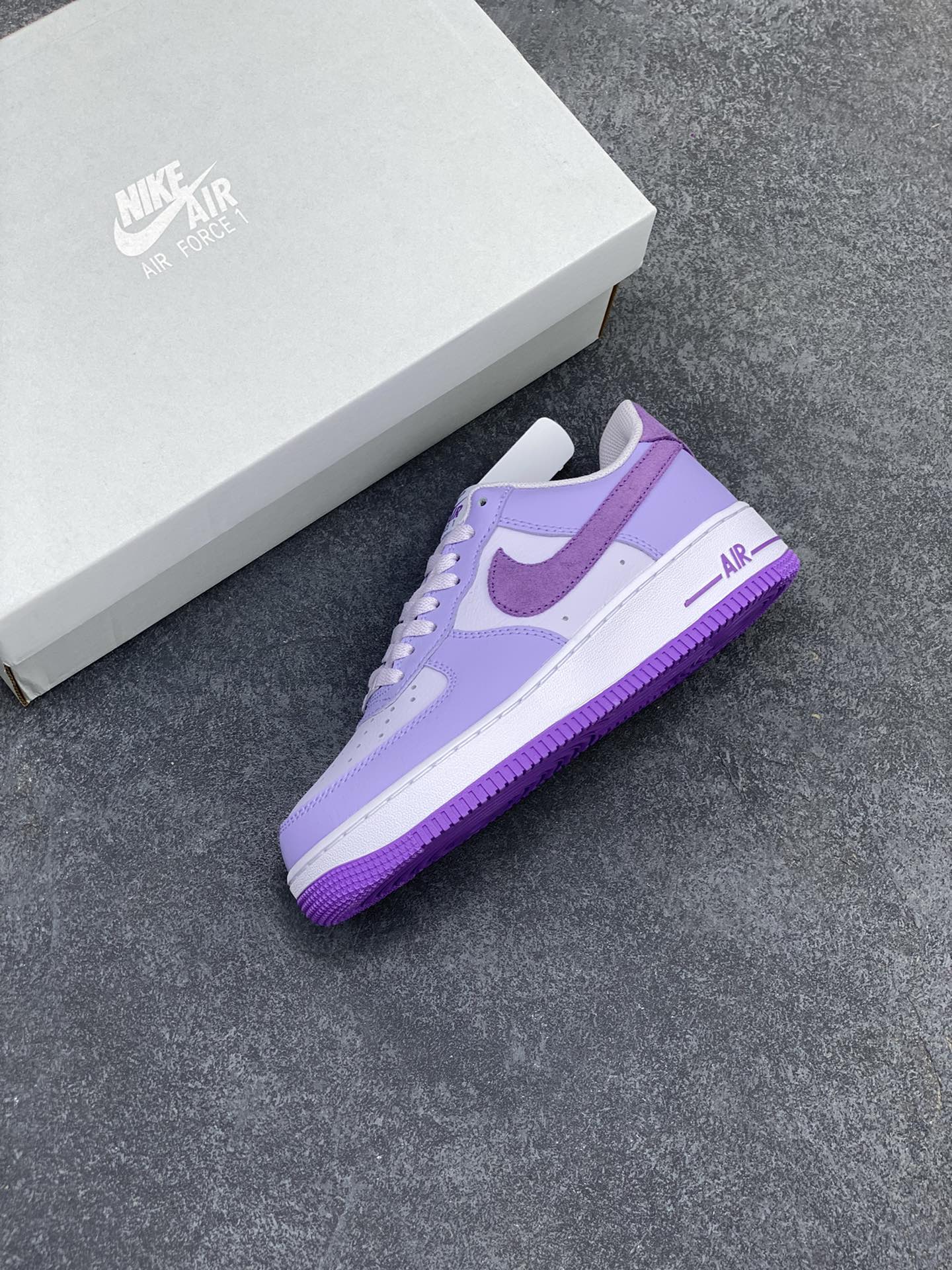 图片[7]-Nike Air Force 1 Low 07 NN 白紫 原楦头原纸板 打造纯正低帮空军版型 专注外贸渠道 全掌内置蜂窝气垫 原盒配件 原厂中底钢印、拉帮完美 货号：HQ3905-500 尺码：35.5 36 36.5 37.5 38 38.5 39 40 40.5 41 42 42.5 43 44 44.5 45-选品中心