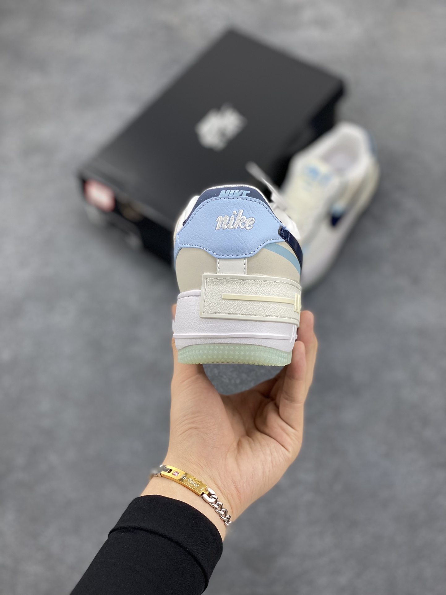 图片[4]-NK Air Force 1 Shadow 轻量增高低帮百搭板鞋\”拼接马卡龙\” 全新少女系解构主义设计双层轻量EVA发泡中底+防滑RB橡胶外圈底鞋底 原楦头原纸板 打造纯正空军版型 专注外贸渠道 全掌内置蜂窝气垫 原盒配件 原厂中底钢印、拉帮完美 货号： DZ1847-107 尺码：35.5 36 36.5 37.5 38 38.5 39 40-选品中心