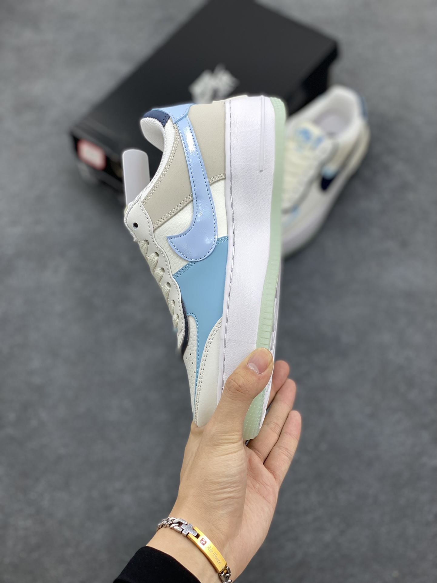 图片[3]-NK Air Force 1 Shadow 轻量增高低帮百搭板鞋\”拼接马卡龙\” 全新少女系解构主义设计双层轻量EVA发泡中底+防滑RB橡胶外圈底鞋底 原楦头原纸板 打造纯正空军版型 专注外贸渠道 全掌内置蜂窝气垫 原盒配件 原厂中底钢印、拉帮完美 货号： DZ1847-107 尺码：35.5 36 36.5 37.5 38 38.5 39 40-选品中心