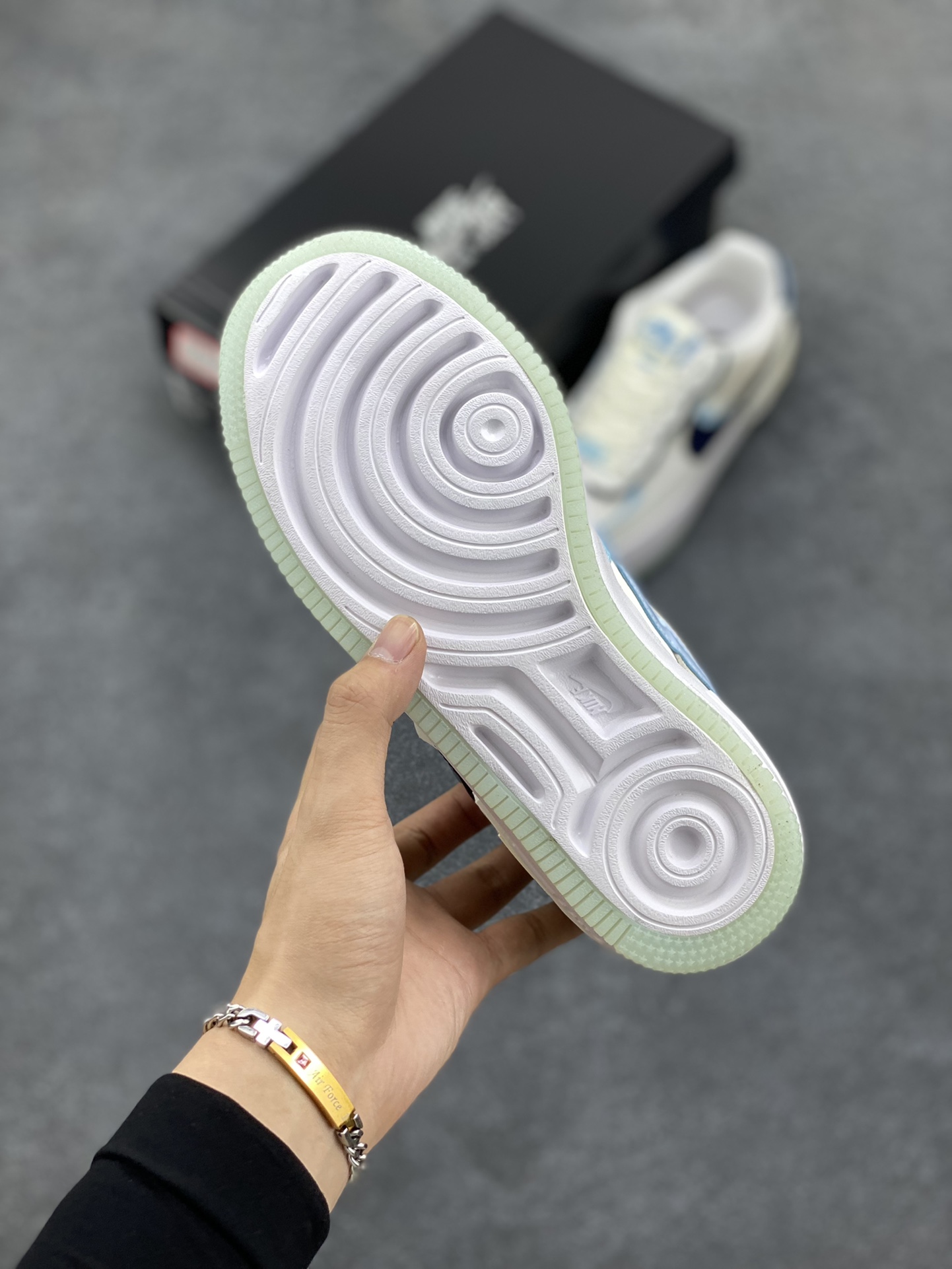 图片[5]-NK Air Force 1 Shadow 轻量增高低帮百搭板鞋\”拼接马卡龙\” 全新少女系解构主义设计双层轻量EVA发泡中底+防滑RB橡胶外圈底鞋底 原楦头原纸板 打造纯正空军版型 专注外贸渠道 全掌内置蜂窝气垫 原盒配件 原厂中底钢印、拉帮完美 货号： DZ1847-107 尺码：35.5 36 36.5 37.5 38 38.5 39 40-选品中心