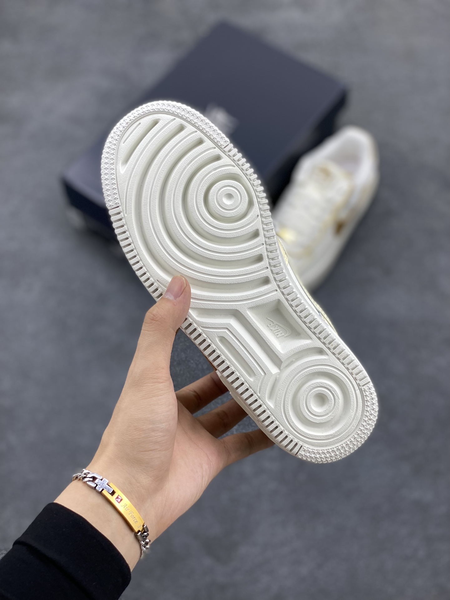 图片[5]-NK Air Force 1 Shadow 轻量增高低帮百搭板鞋\”拼接马卡龙\” 全新少女系解构主义设计双层轻量EVA发泡中底+防滑RB橡胶外圈底鞋底 原楦头原纸板 打造纯正空军版型 专注外贸渠道 全掌内置蜂窝气垫 原盒配件 原厂中底钢印、拉帮完美 货号： DZ1847-108 尺码：35.5 36 36.5 37.5 38 38.5 39 40-选品中心