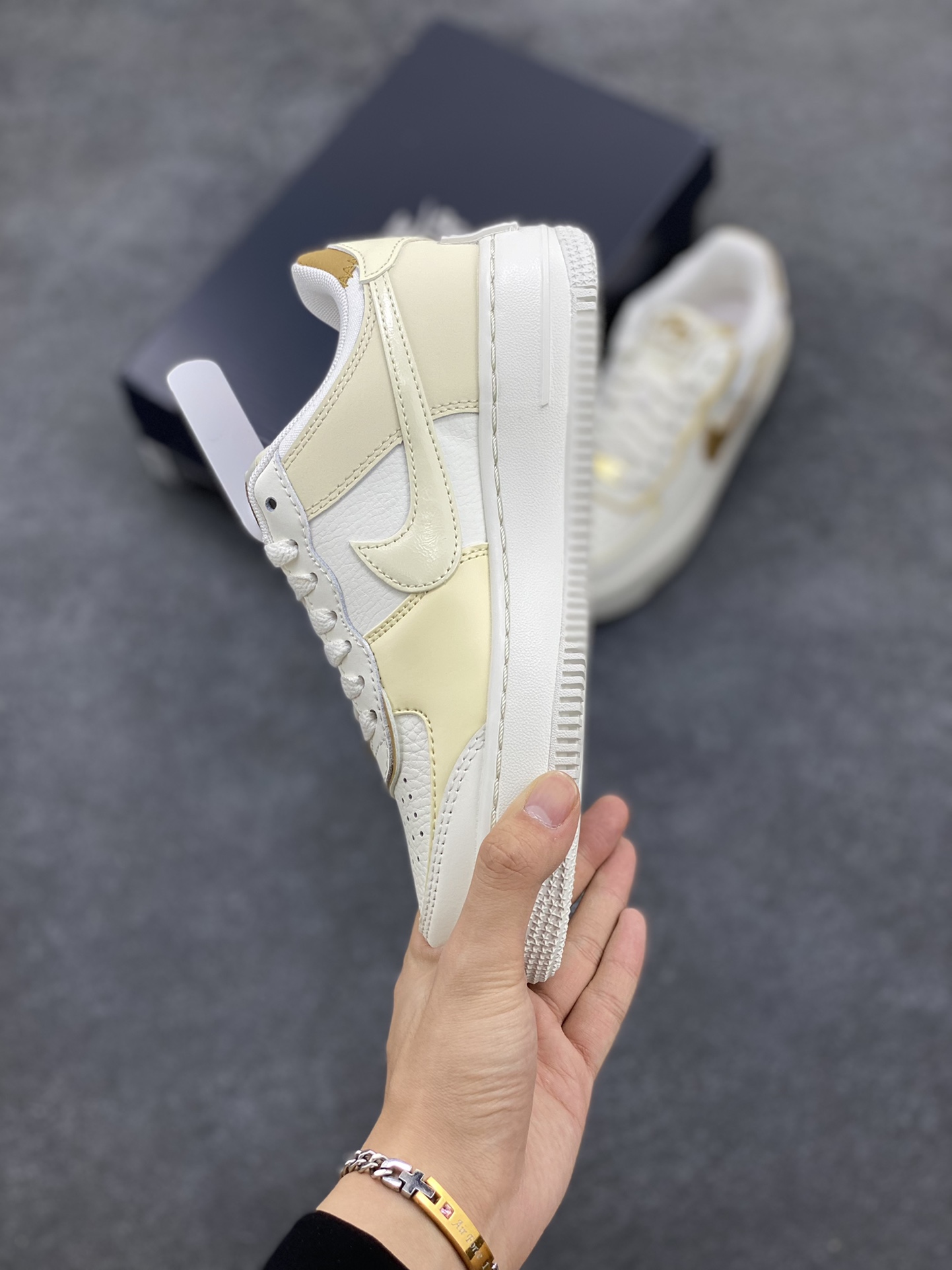 图片[3]-NK Air Force 1 Shadow 轻量增高低帮百搭板鞋\”拼接马卡龙\” 全新少女系解构主义设计双层轻量EVA发泡中底+防滑RB橡胶外圈底鞋底 原楦头原纸板 打造纯正空军版型 专注外贸渠道 全掌内置蜂窝气垫 原盒配件 原厂中底钢印、拉帮完美 货号： DZ1847-108 尺码：35.5 36 36.5 37.5 38 38.5 39 40-选品中心