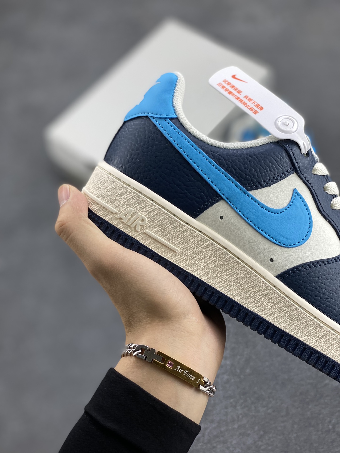 图片[6]-Nike Air Force 1 Low 07 BTS 白蓝 原楦头原纸板 打造纯正低帮空军版型 专注外贸渠道 全掌内置蜂窝气垫 原盒配件 原厂中底钢印、拉帮完美 货号：HJ9291-478 尺码：36 36.5 37.5 38 38.5 39 40 40.5 41 42 42.5 43 44 44.5 45-选品中心