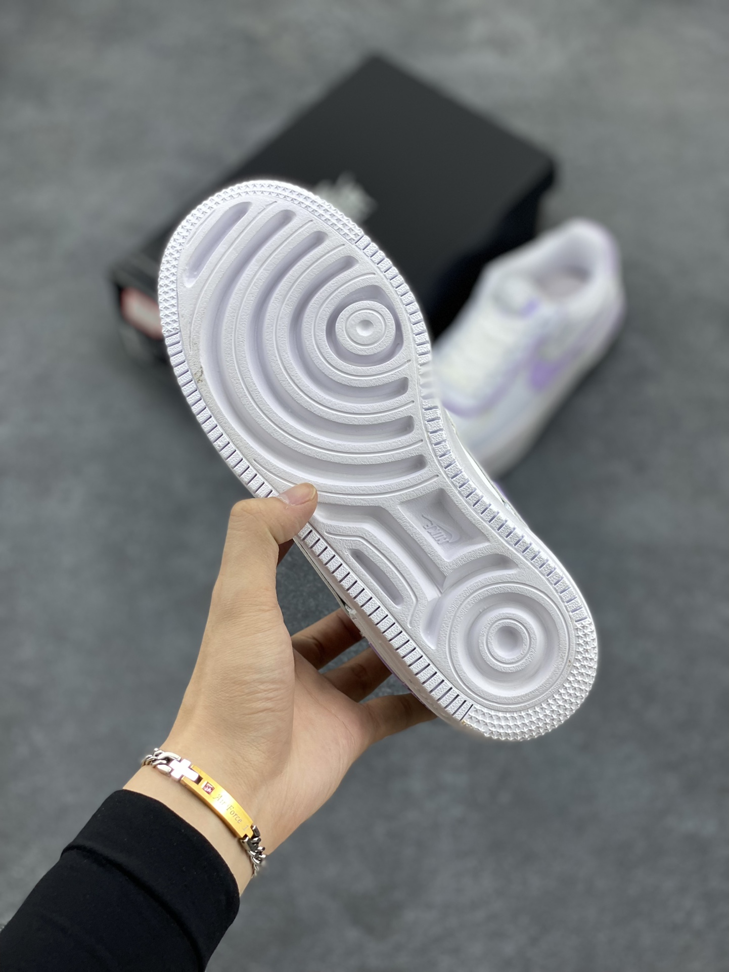 图片[5]-NK Air Force 1 Shadow 轻量增高低帮百搭板鞋\”拼接马卡龙\” 全新少女系解构主义设计双层轻量EVA发泡中底+防滑RB橡胶外圈底鞋底 原楦头原纸板 打造纯正空军版型 专注外贸渠道 全掌内置蜂窝气垫 原盒配件 原厂中底钢印、拉帮完美 货号： FN6335-102 尺码：35.5 36 36.5 37.5 38 38.5 39 40-选品中心