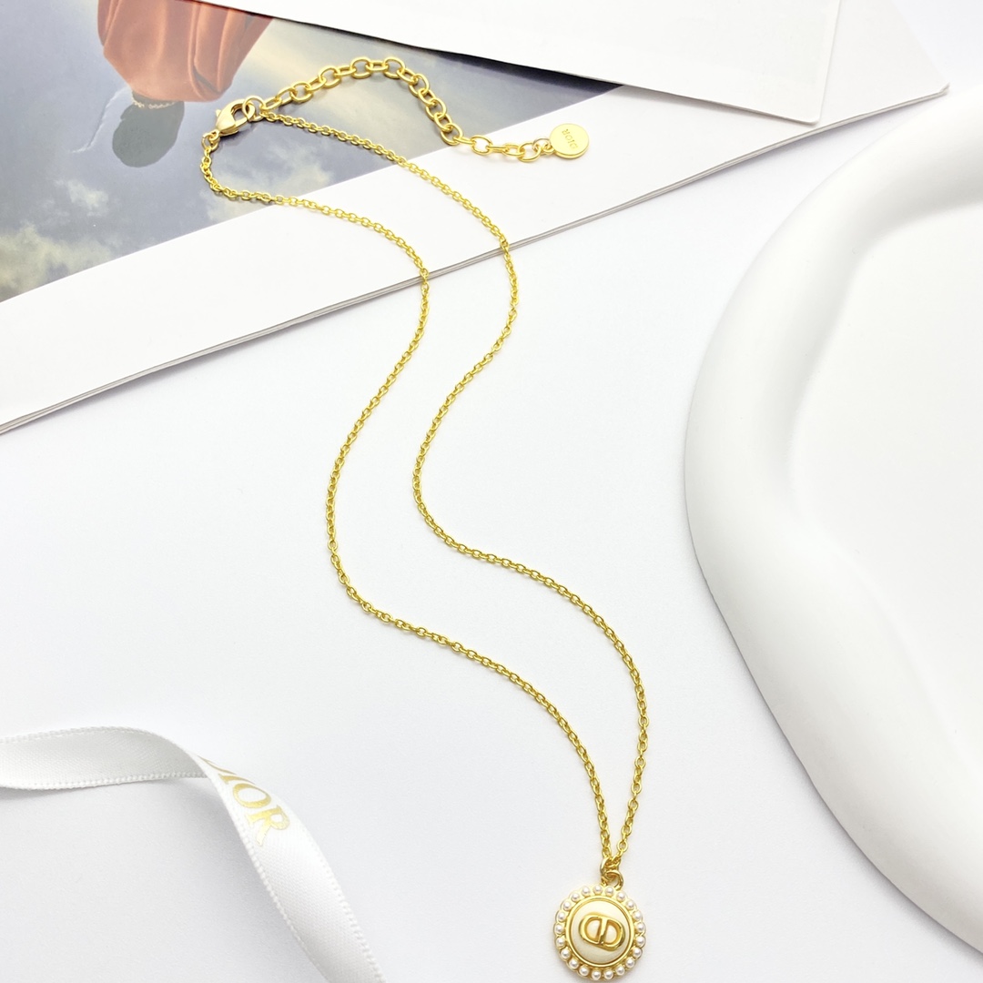 Dior CD White Button Necklace - Elegant & Timeless Design 4 i1728285913 9997 2