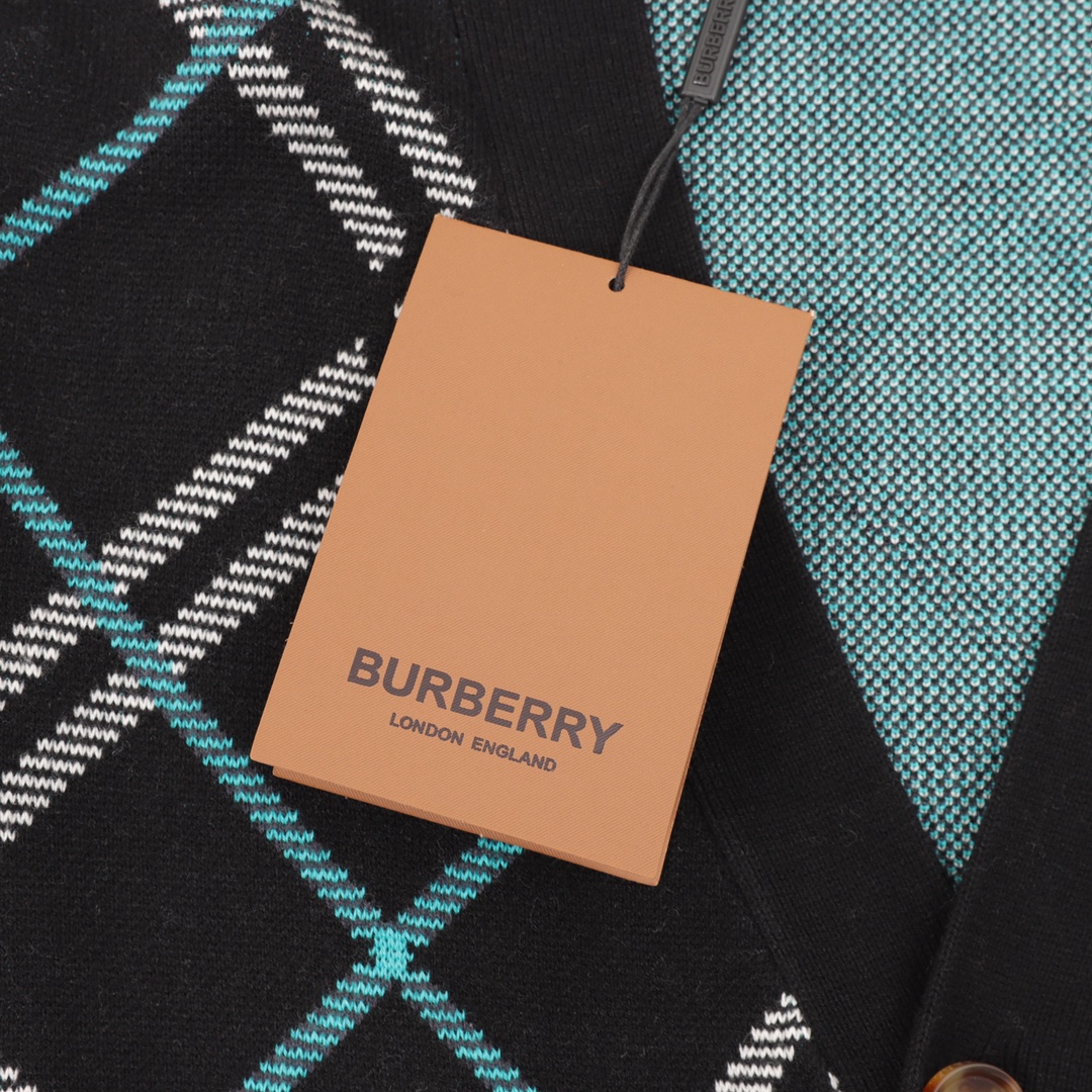 Burberry/巴宝莉 条纹格子提花针织毛衣开衫