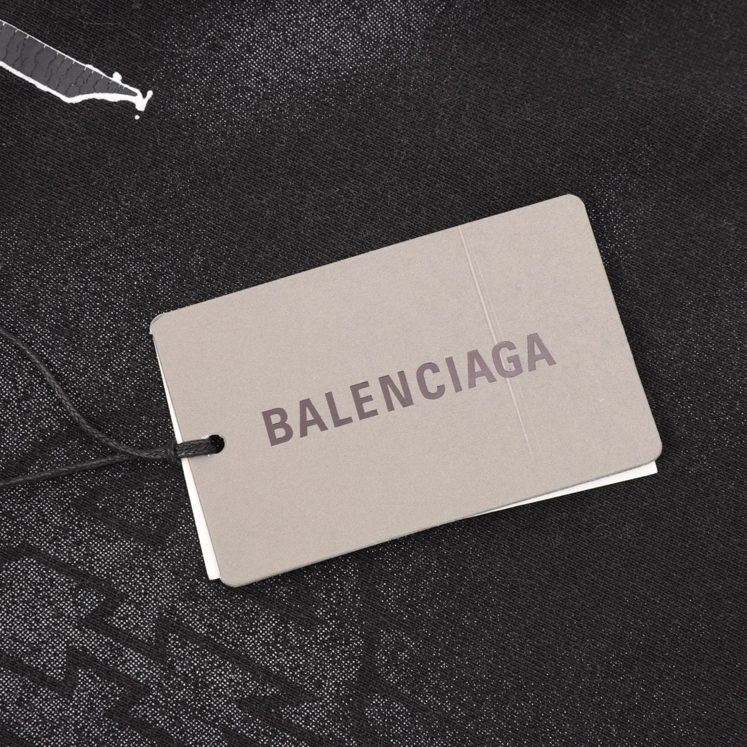 Balenciaga/巴黎世家 水洗字母印花圆领卫衣