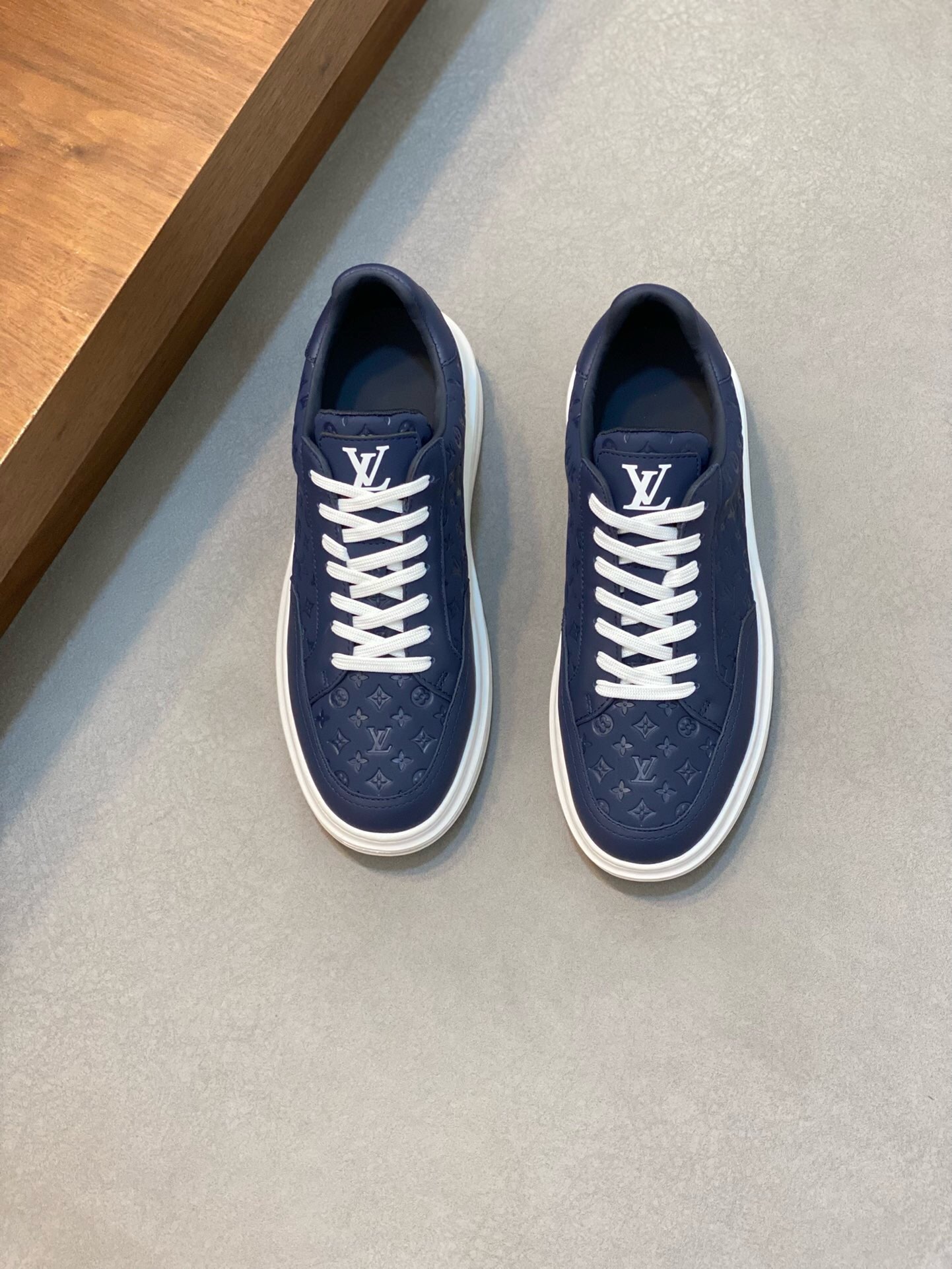 NO:217789,Brand LOUIS VUITTON original color matching code number 38-44 customized 45 price material Louis Vuitton new style casual shoes!  Original single-quality Labon craft upper adopts imported cowhide cowhide inner style and fashionable. Simple and atmospheric original LV ultra-light sole, Louis Vuitton, louis vuitton, louis vuitton, louis vuitton, cowhide19860909品牌LOUIS VUITTON 颜色原版配色 码数38-44定做45 价格 材质路易威登新款 休闲鞋！原单品质拉邦工艺鞋面采用进口牛皮牛皮内里版型时尚 简单大气原版LV超轻大底,路易威登,louis vuitton,louis vuitton,louis vuitton,cowhide,Men's shoes
