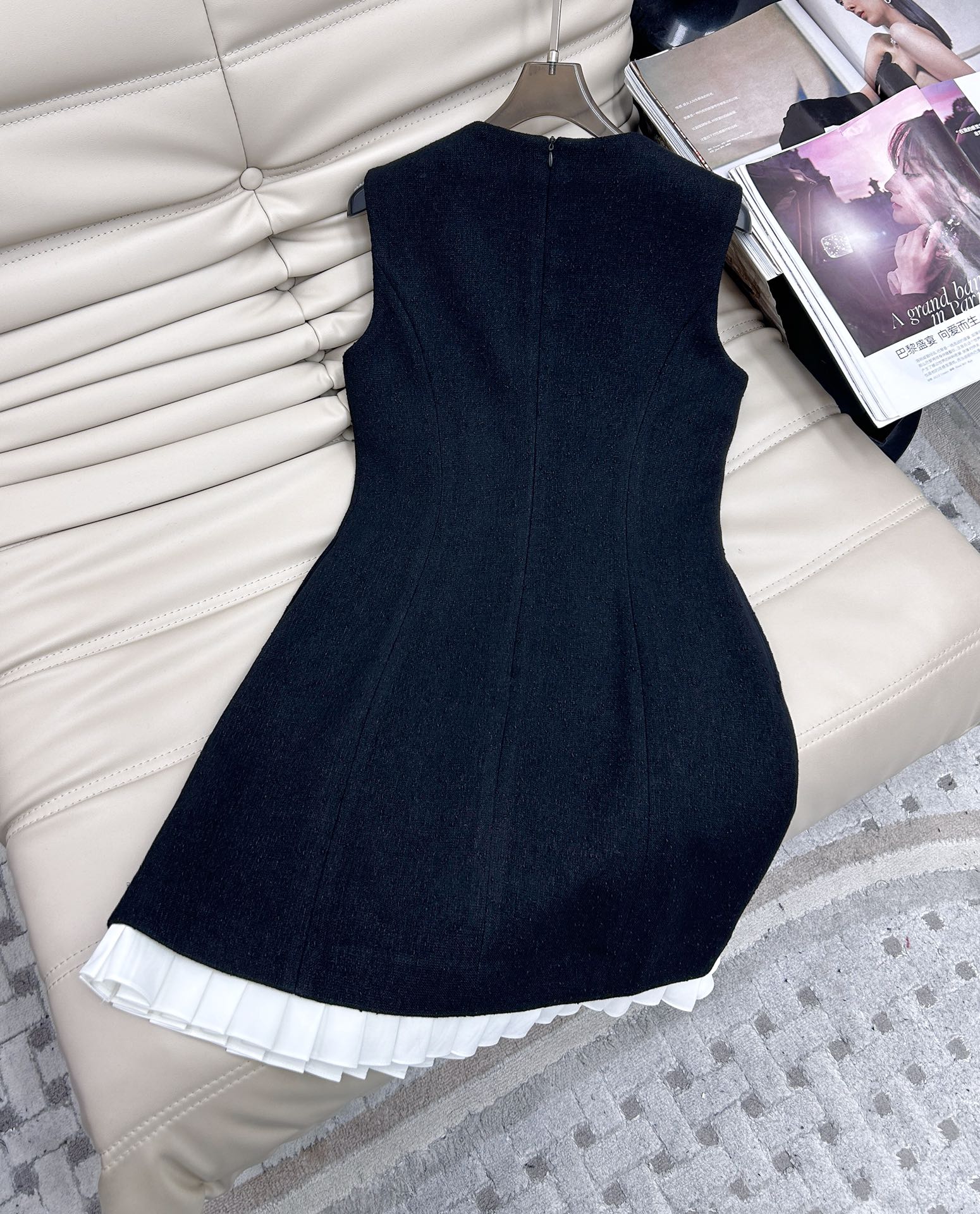Elegant Wool Blend Vest Dress - Chic Sleeveless Mini Dress with Pleated Detail 6 i1728377210 4757 4
