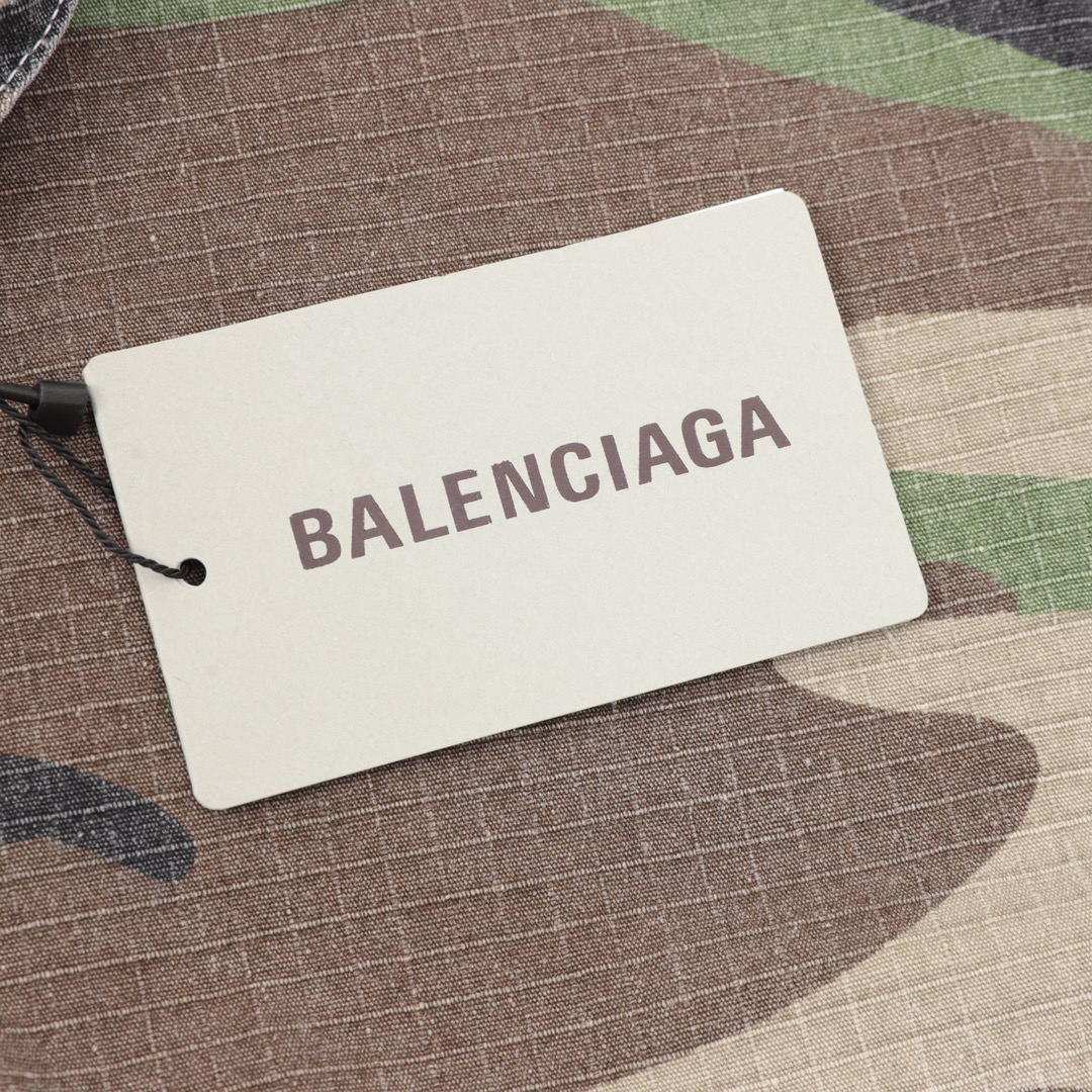 Balenciaga/巴黎世家 重工迷彩cargo水洗破坏宽松阔腿可拆卸多口袋两穿长裤