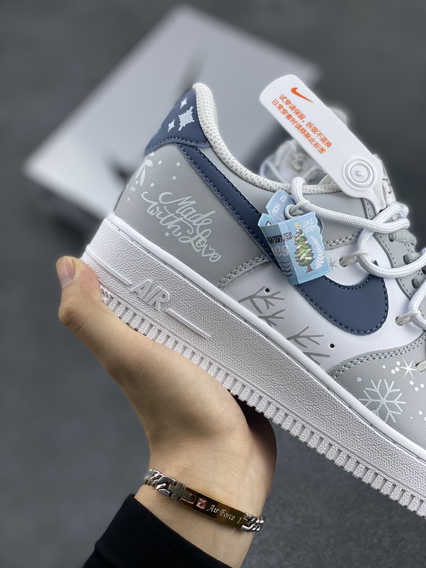 图片[6]-Nike Air Force 1 Low’07 冰雪奇缘 喷绘 空军一号绑带低帮休闲板鞋 定制皮料 原厂3D打印 定制鞋盒 原楦原纸板 纯正空军版型 内置全掌气垫 货号：ZH0316-035 尺码：36 36.5 37.5 38 38.5 39 40 40.5 41 42 42.5 43 44 44.5 45-选品中心