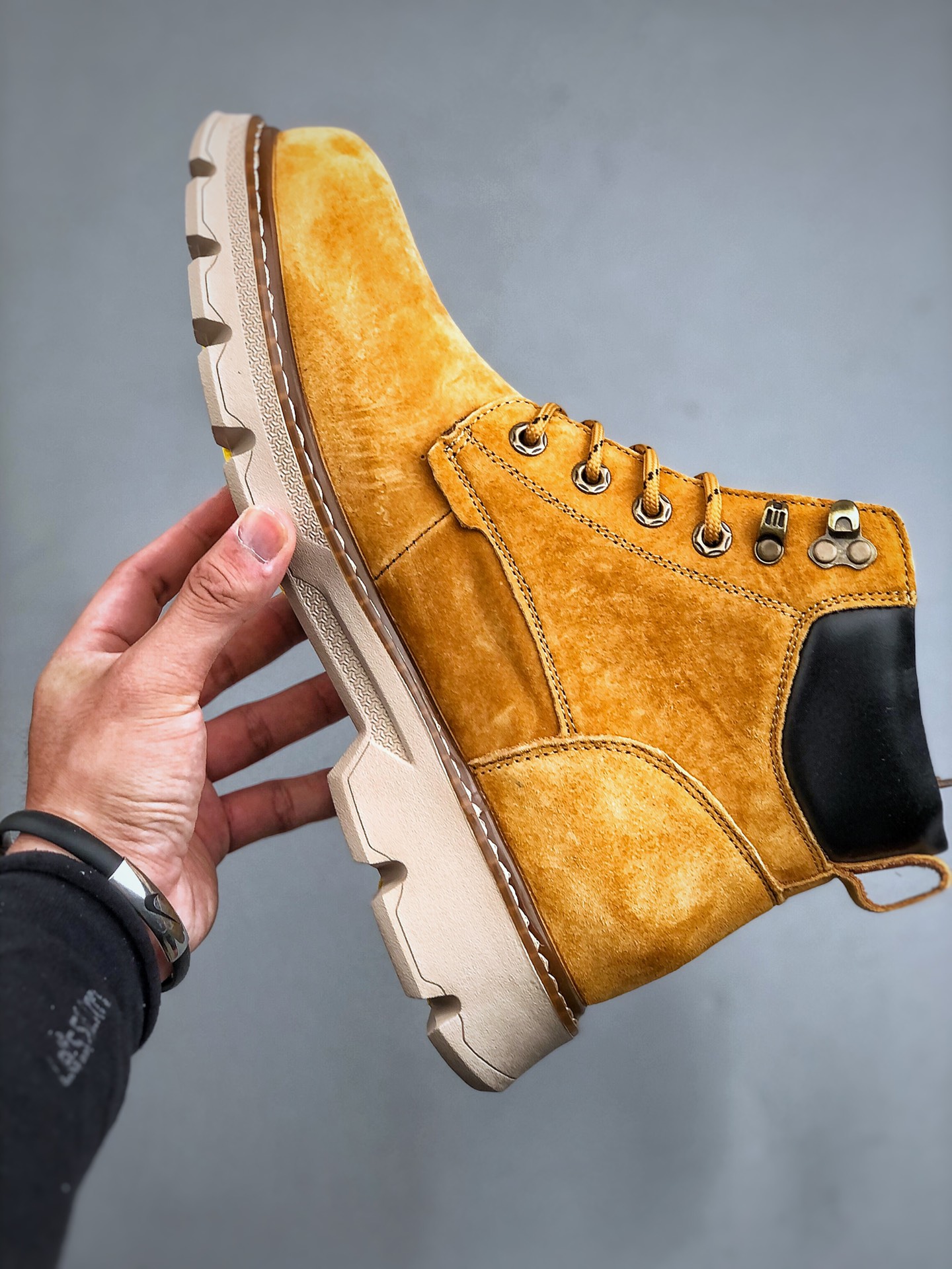280 UGG Tasman Weather Hybrid 塔斯曼混合系列中帮轻量休闲马丁靴