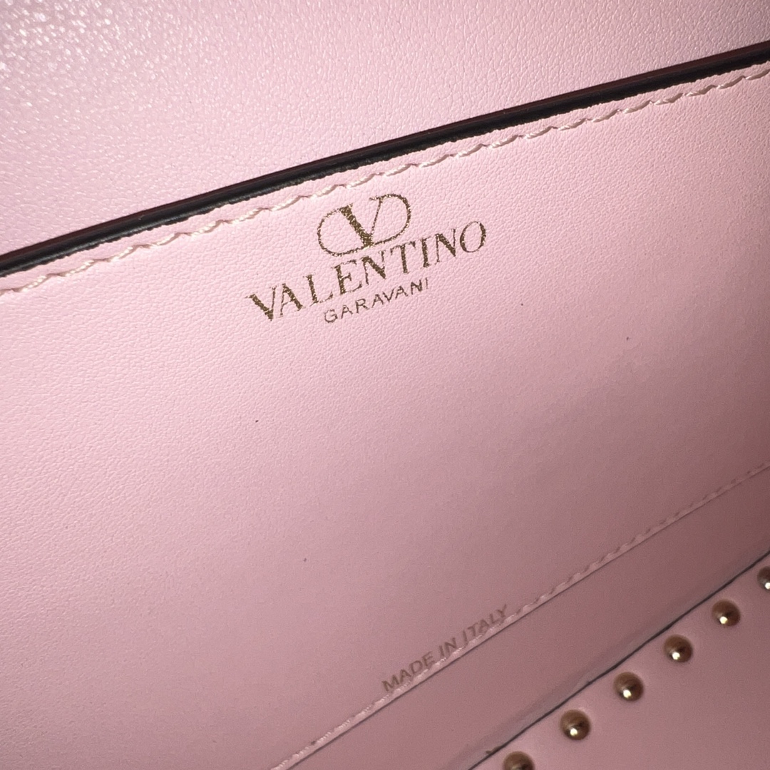 Celine Luxury Handbag Collection 8