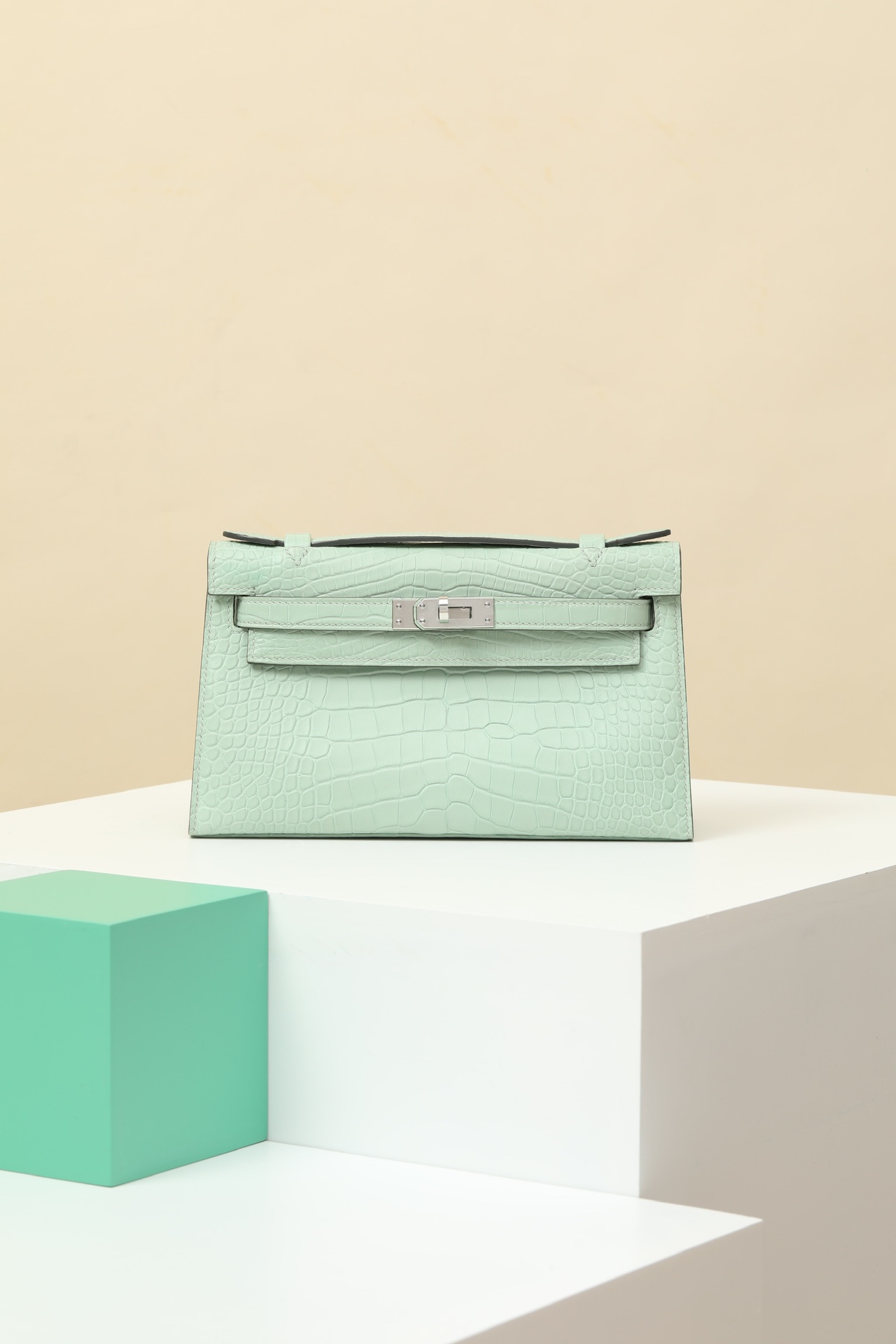 Hermes Kelly Bolsos de mano Bolsos cruzados y bandoleras Verde Mini