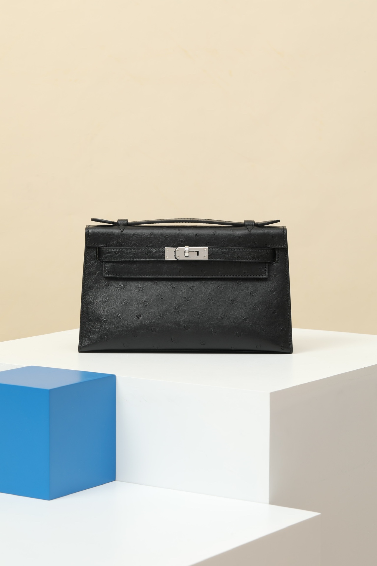 Hermes Kelly Borsette Borse Crossbody & Borse a Tracolla Nero Cuoio di struzzo Mini