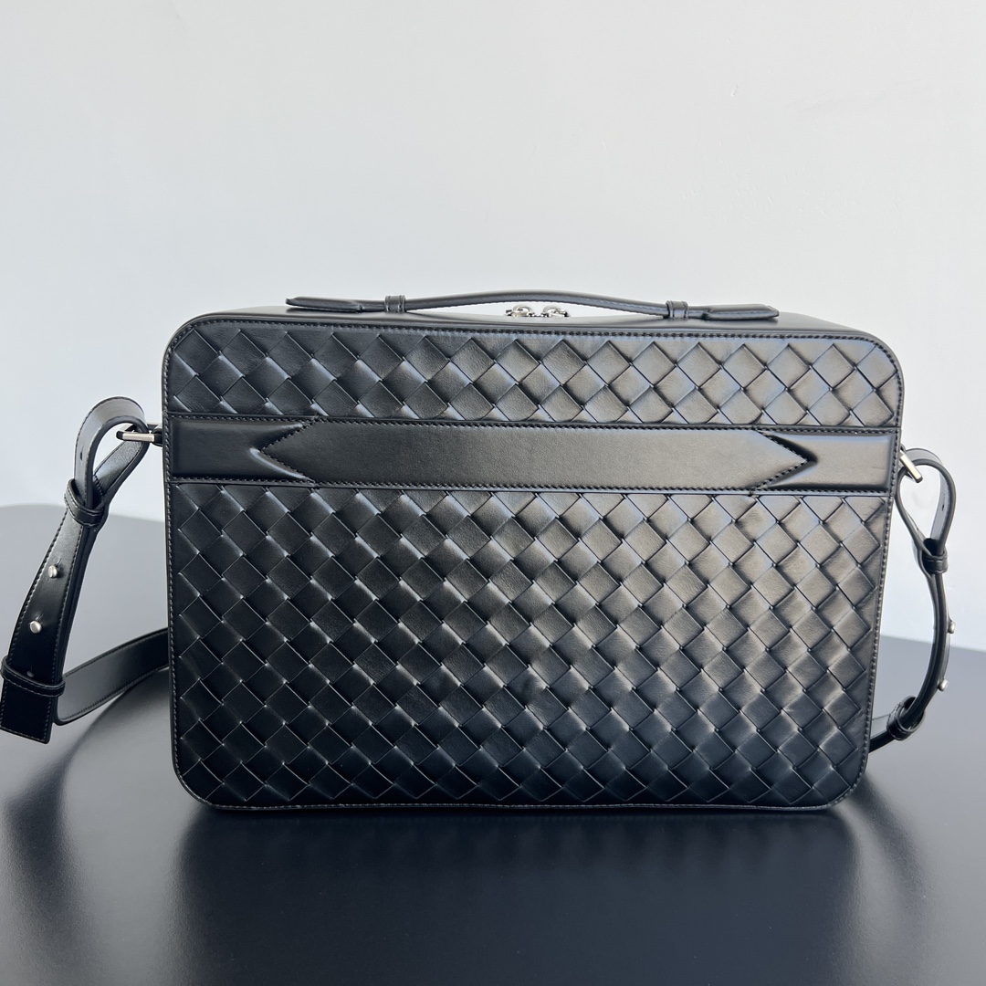 [Bottega Veneta Men