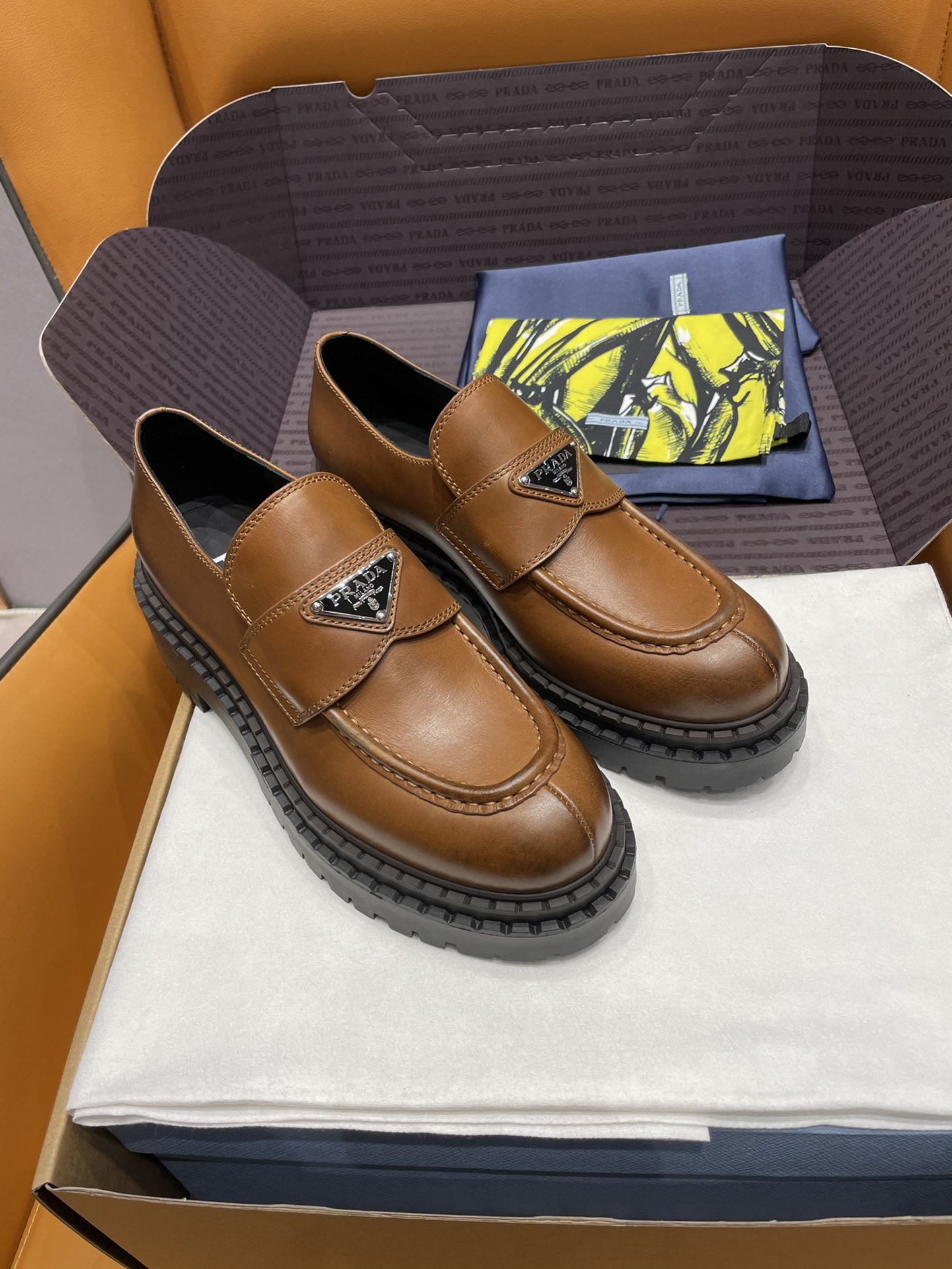 Prada Shoes Loafers 1:1 Replica
 Calfskin Cowhide Genuine Leather TPU Fall/Winter Collection Vintage